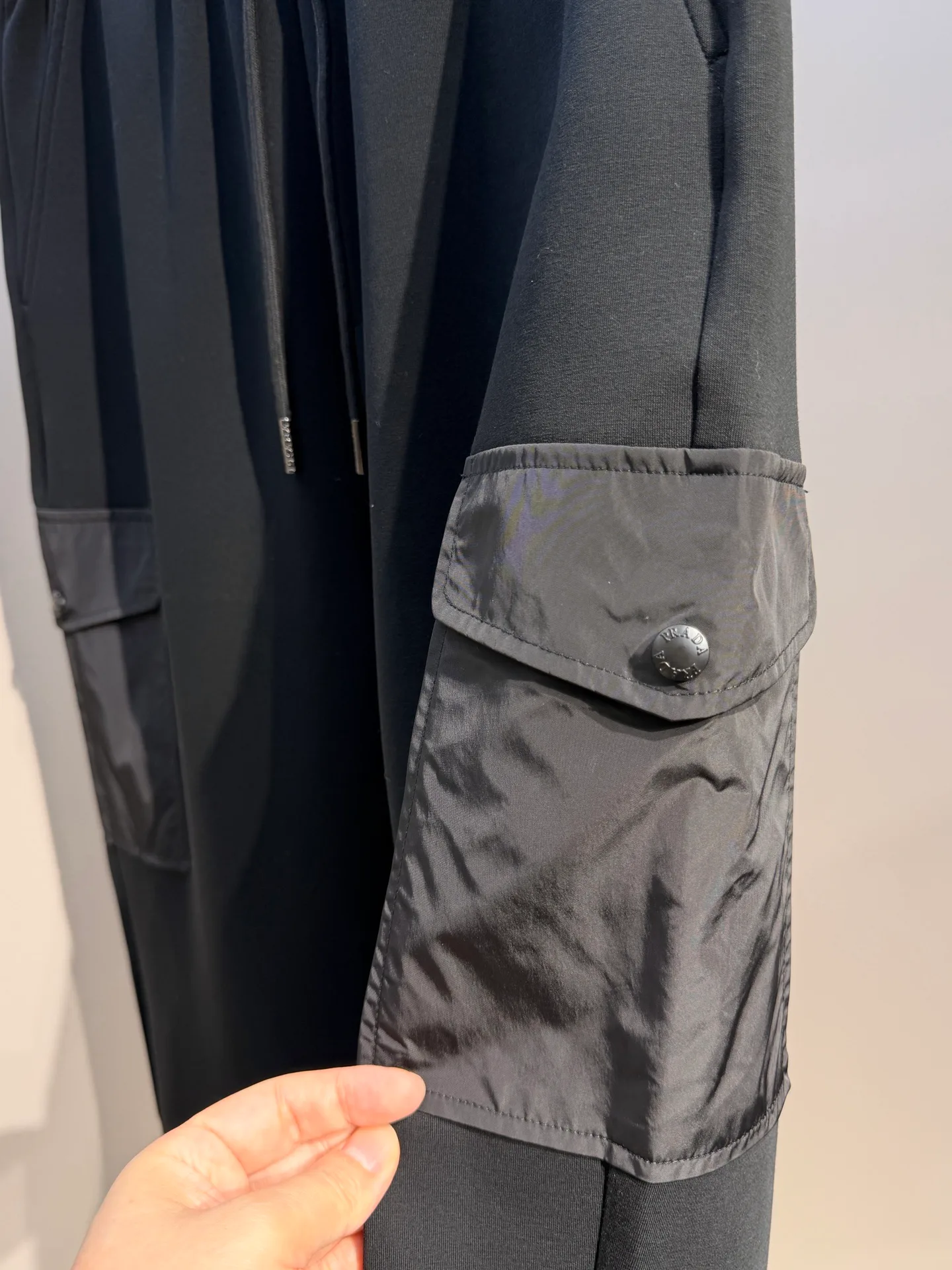 Брюки Мужские Prada 18567306
