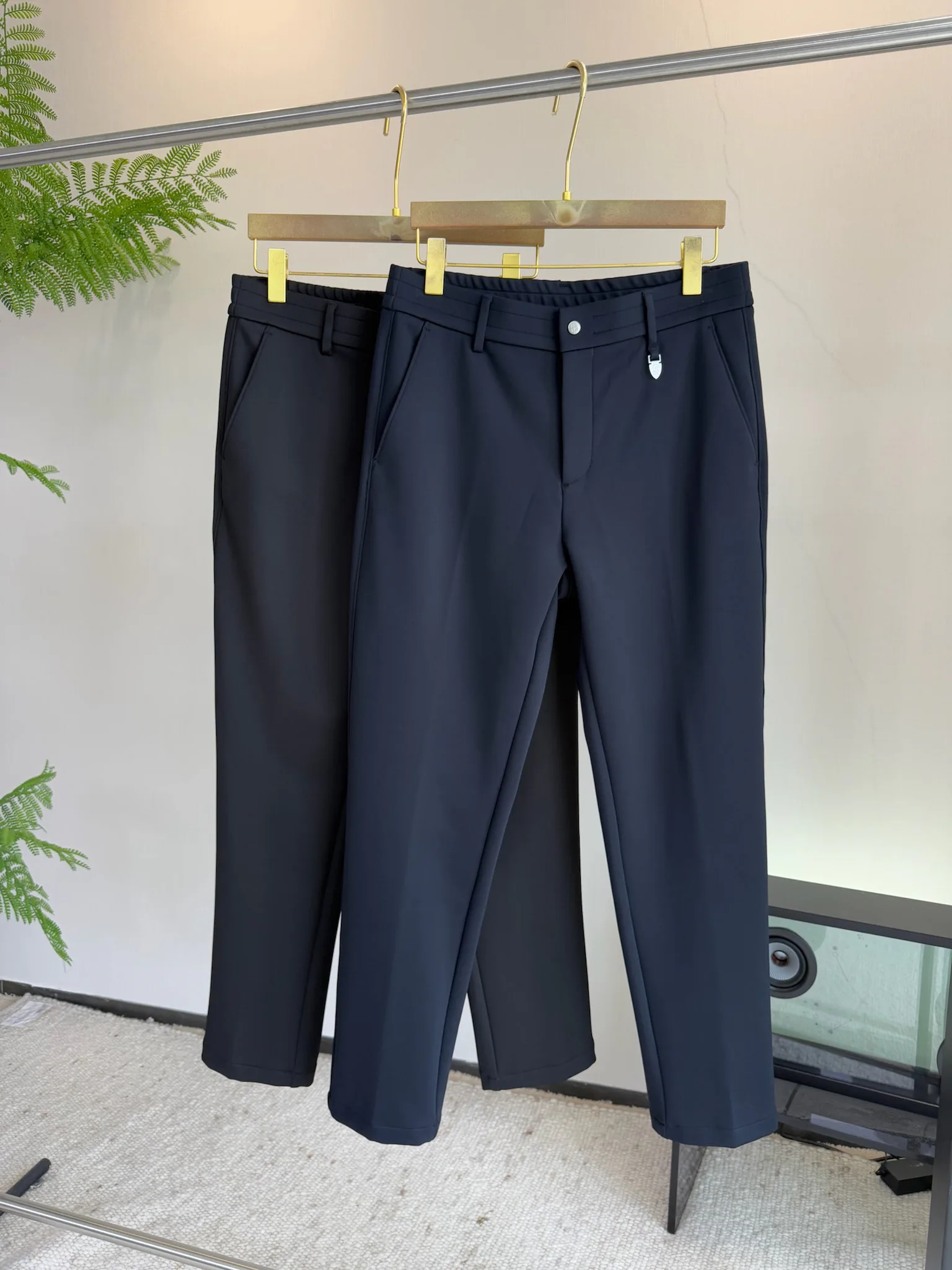 Men's Trousers BRUNELLO CUCINELLI 18256429