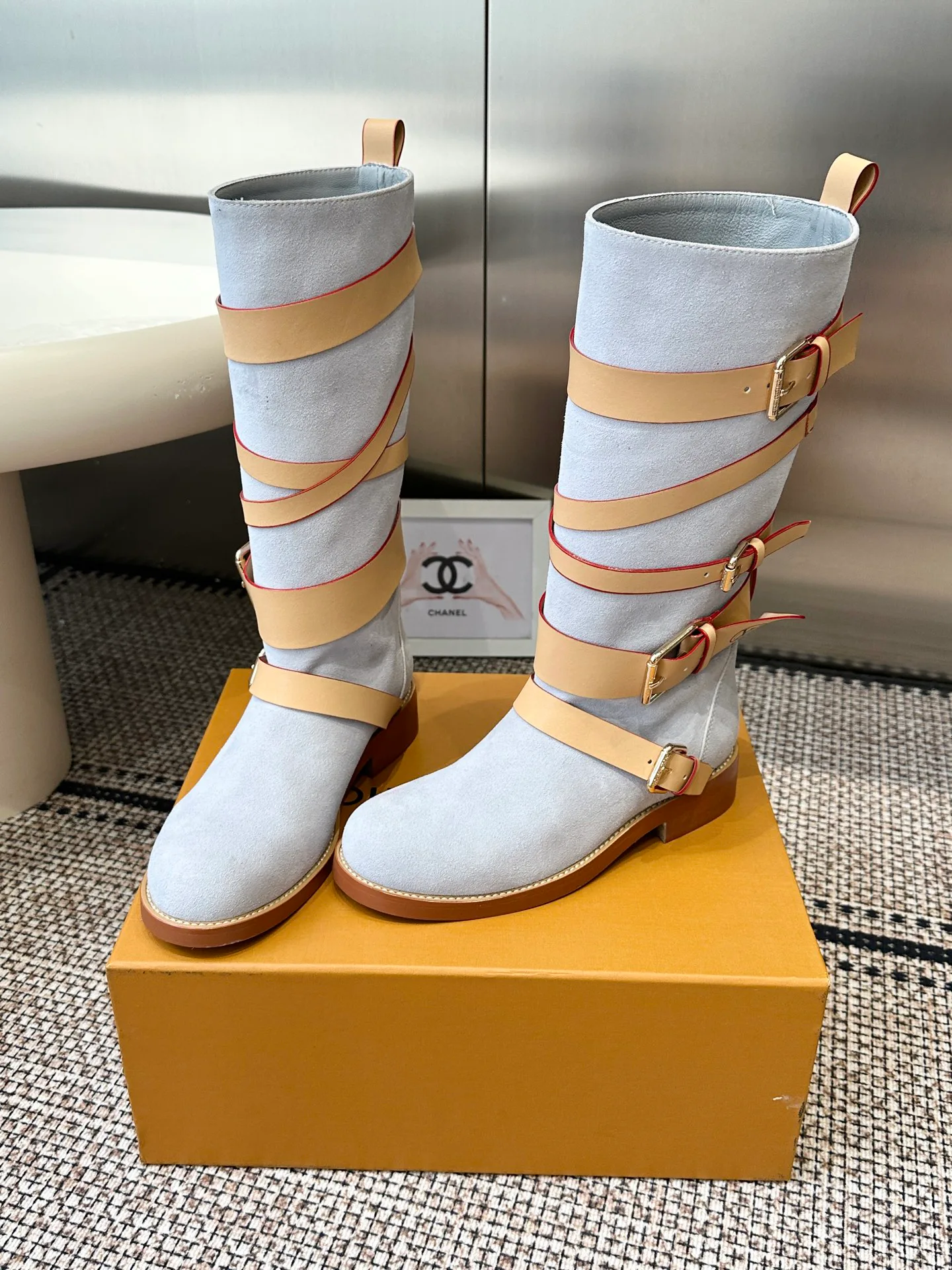 Сапоги Женские Louis Vuitton 18619023