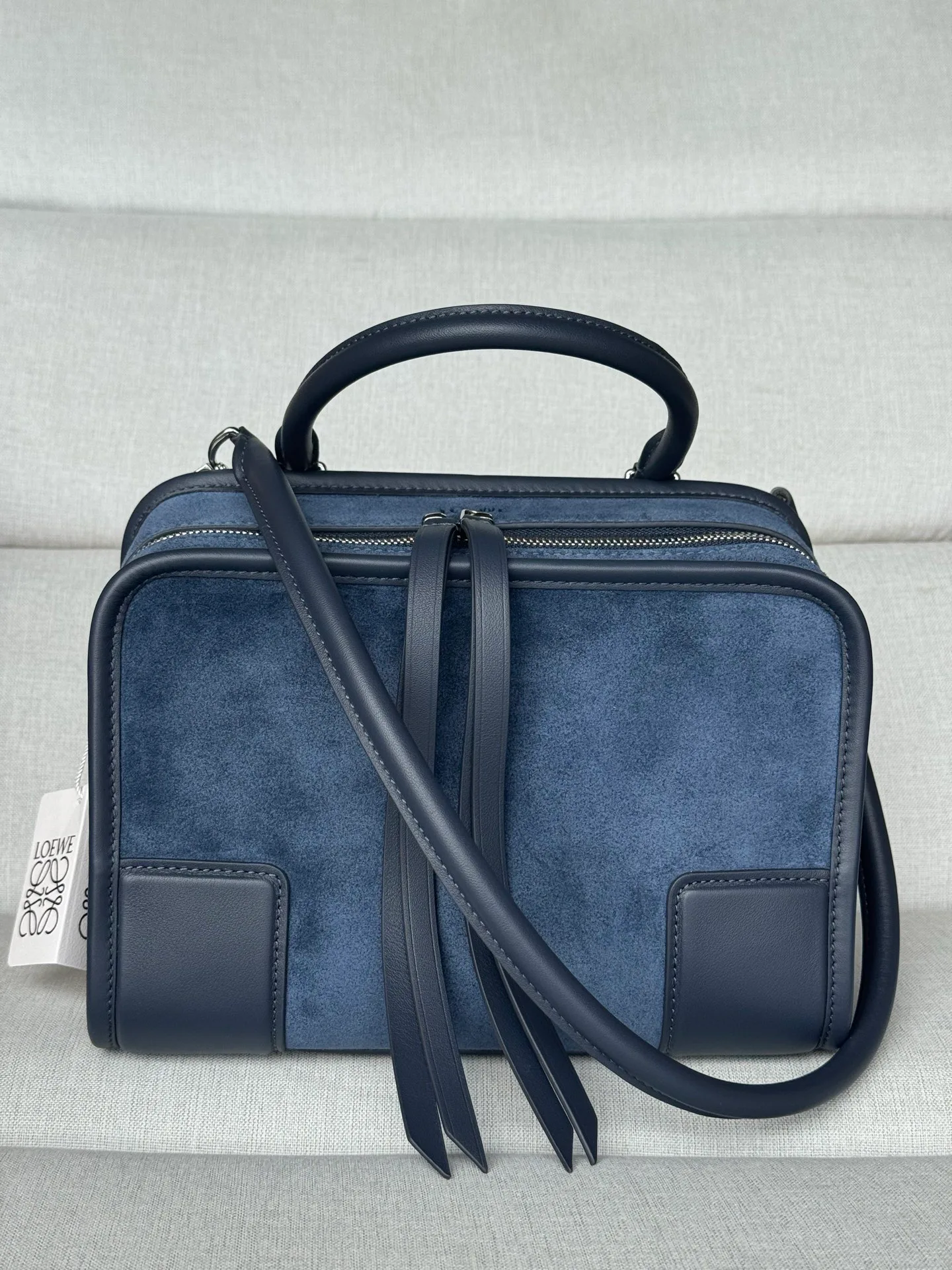 Women's Classic Handbags LOEWE 18532708