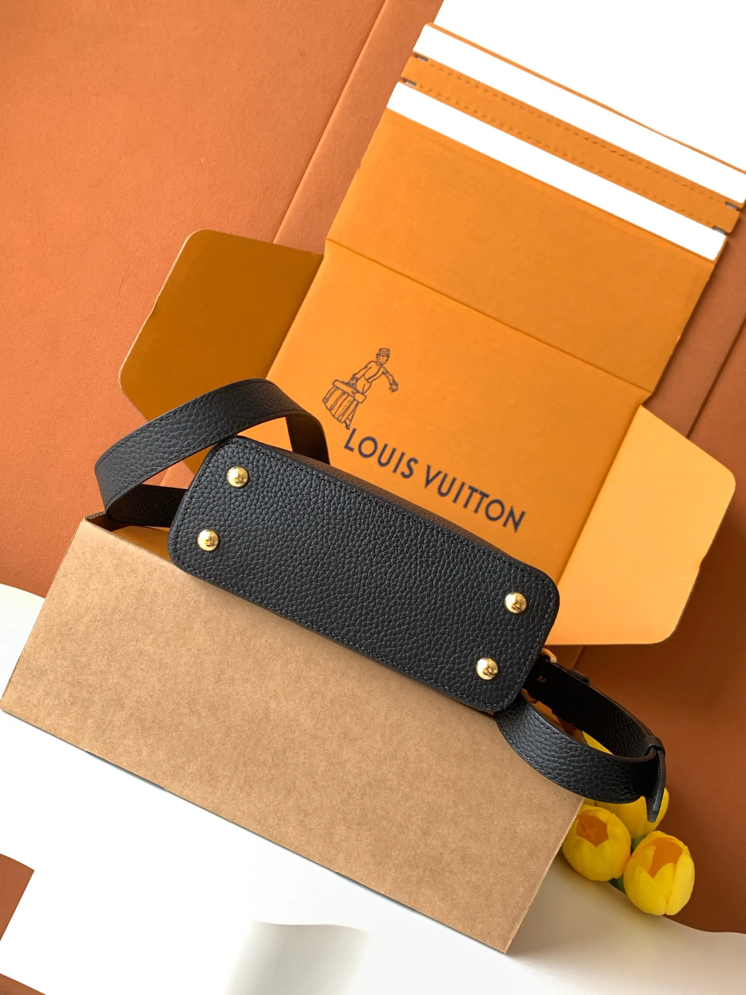 Women's Classic Handbags LOUIS VUITTON 18520877
