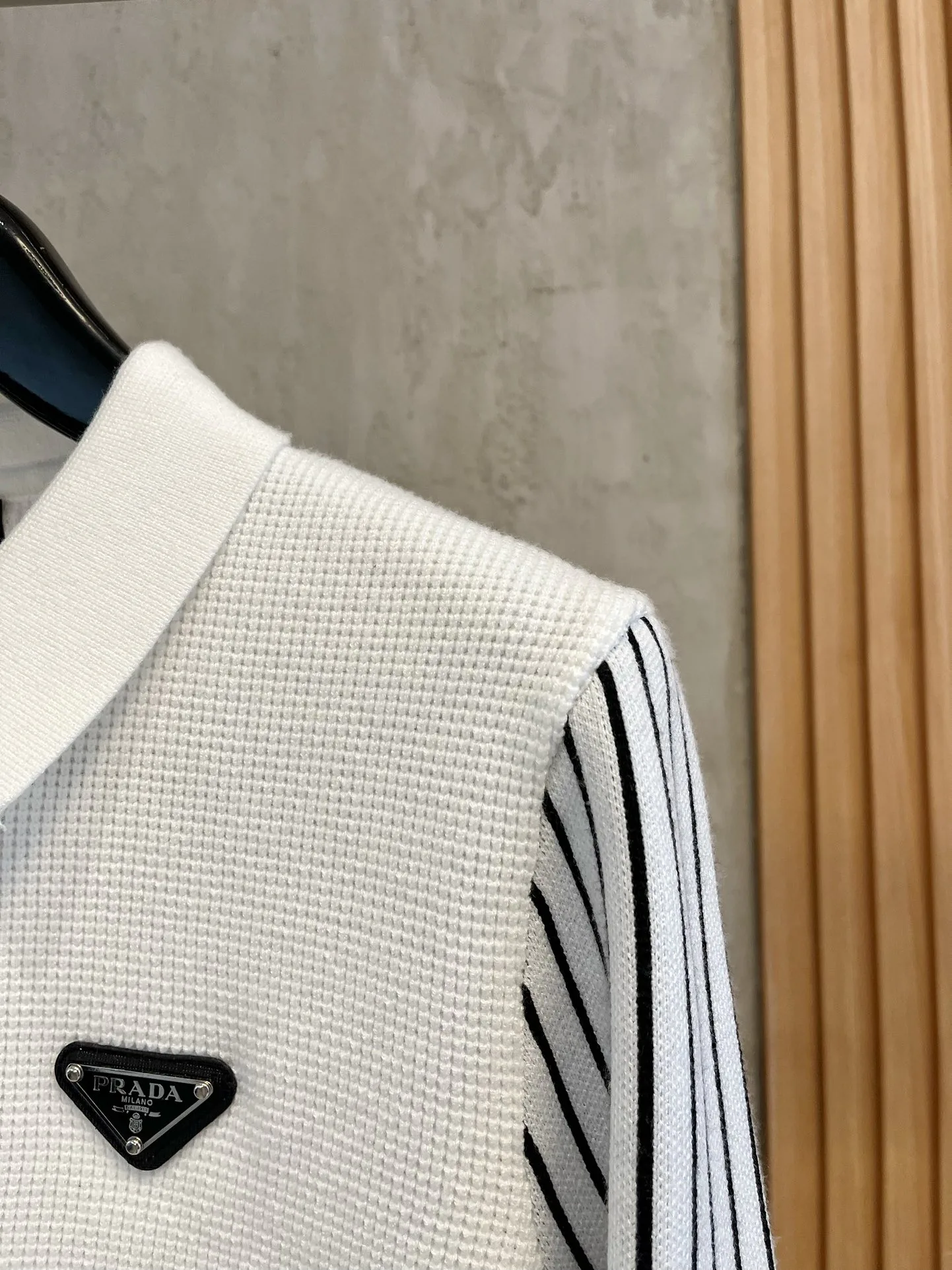 Men's Jumpers And Sweaters PRADA 18098149