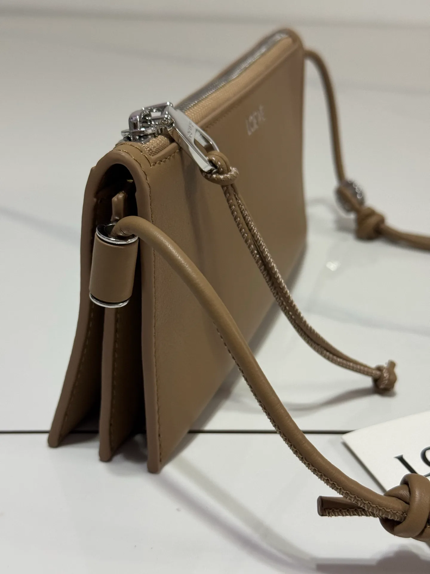 Women's Shoulder Bags LOEWE 17551016