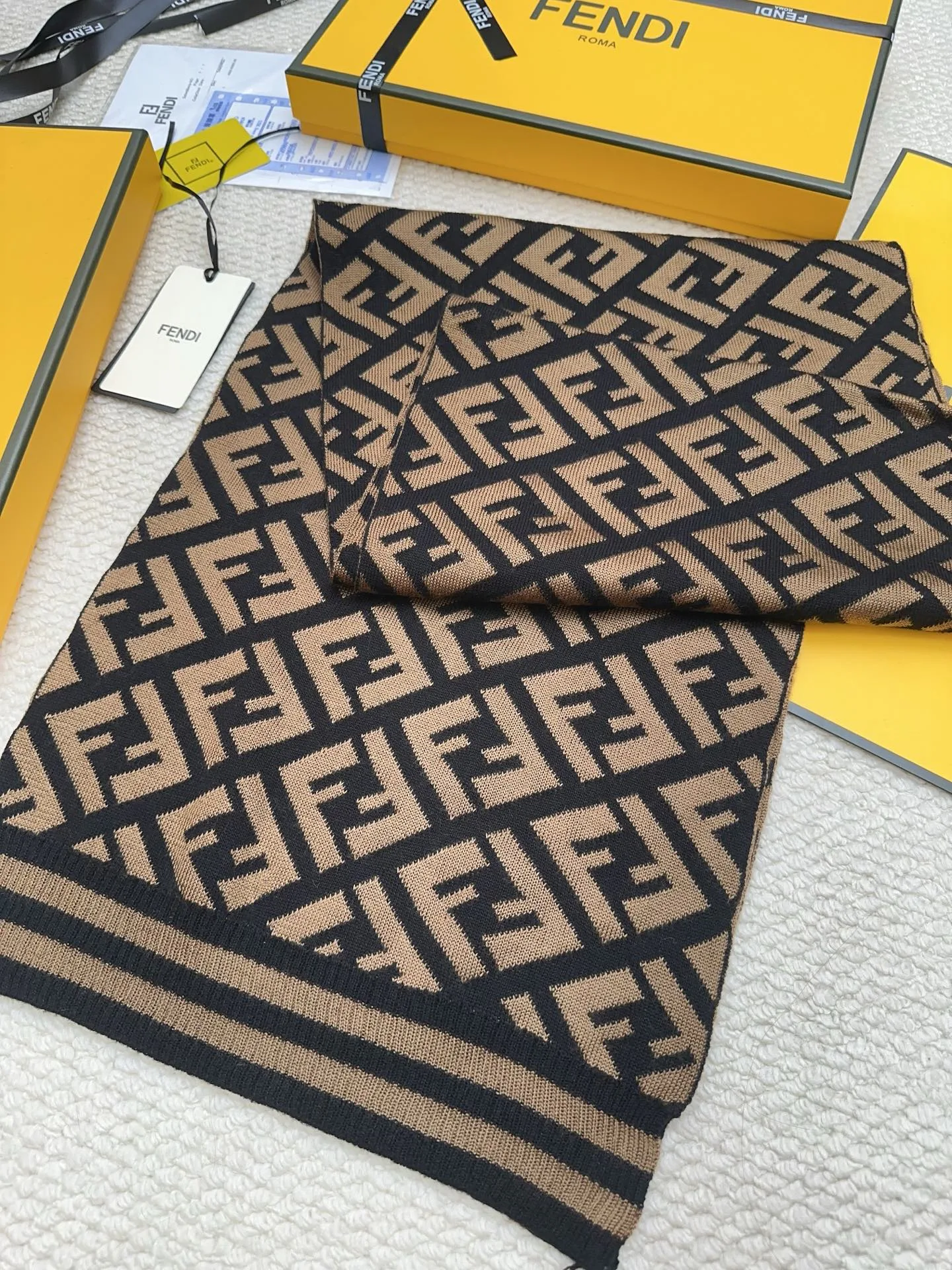 Scarves FENDI 18275097
