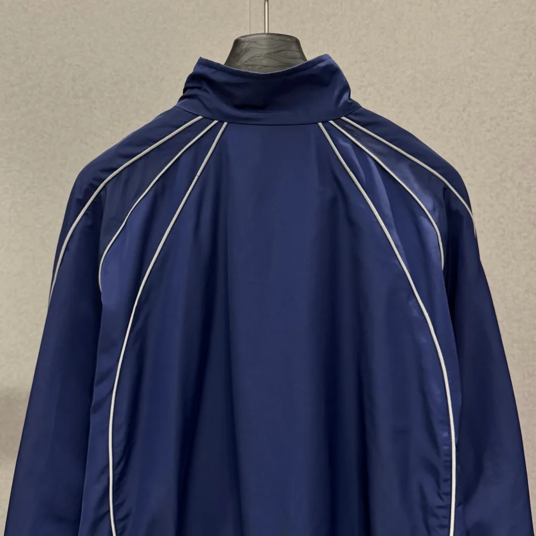 Men's Jackets And Down Jackets BALENCIAGA 17761974