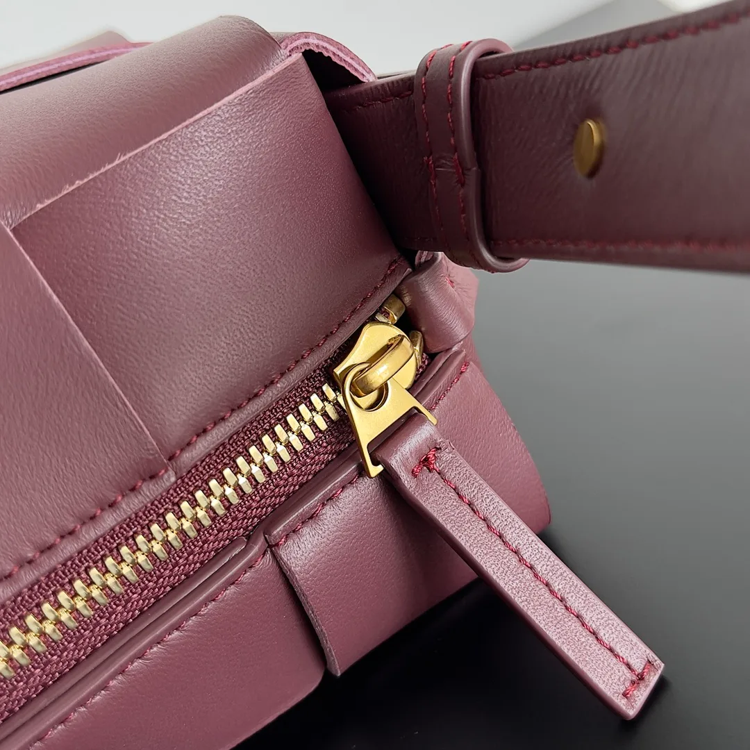 Women's Classic Handbags BOTTEGA VENETA 18161084