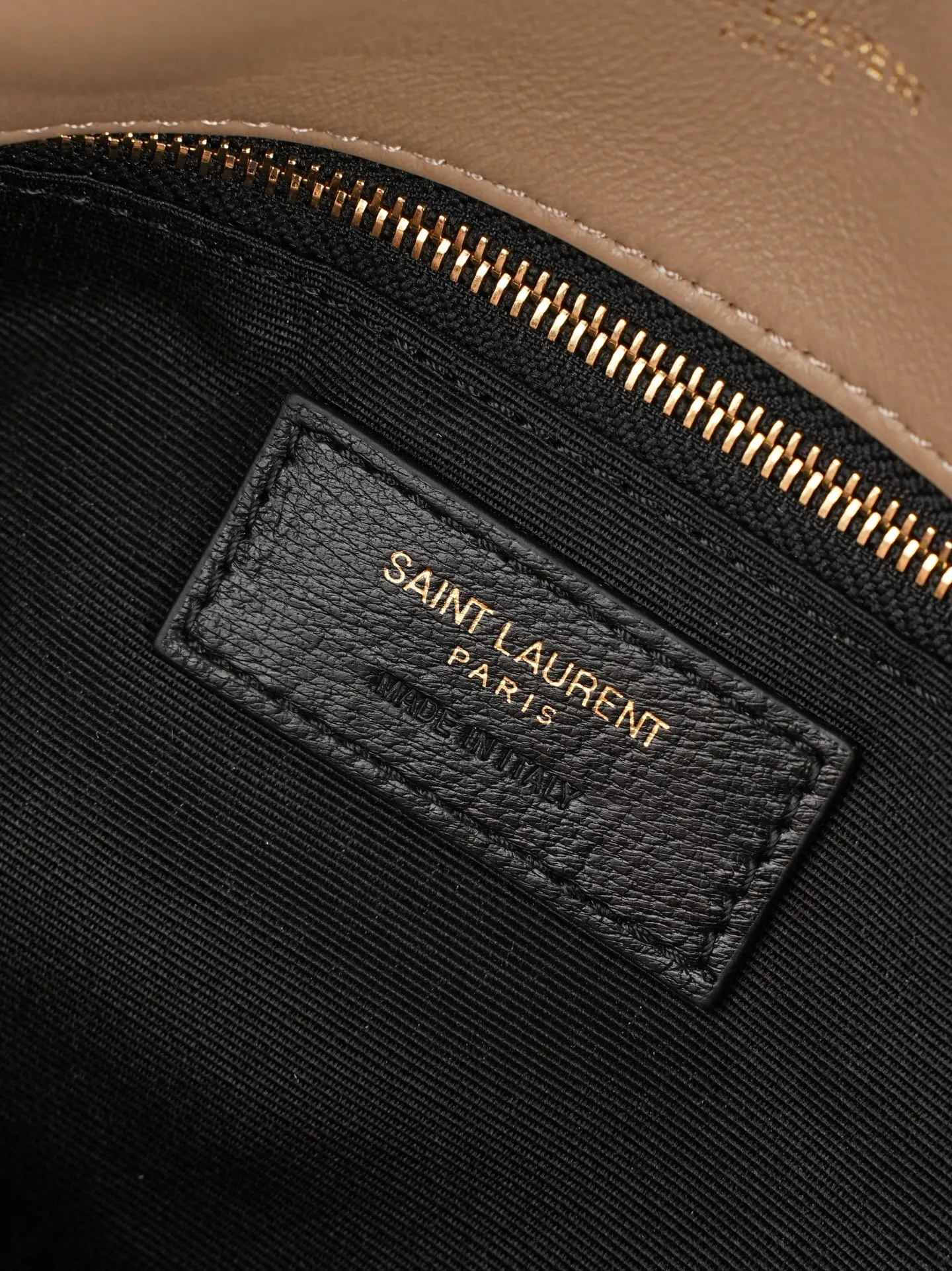 Women's Classic Handbags SAINT LAURENT 17385942