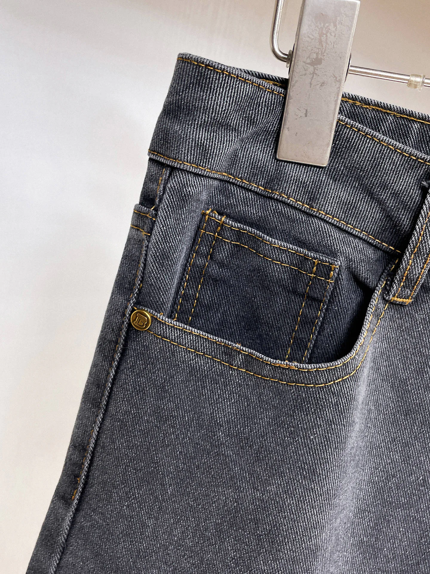 Men's Jeans BALENCIAGA 18345661