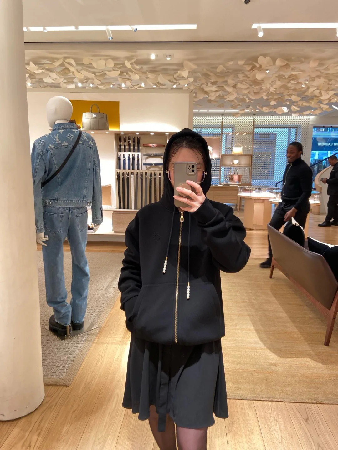 Men's Sweatshirts And Hoodies LOUIS VUITTON 17740836