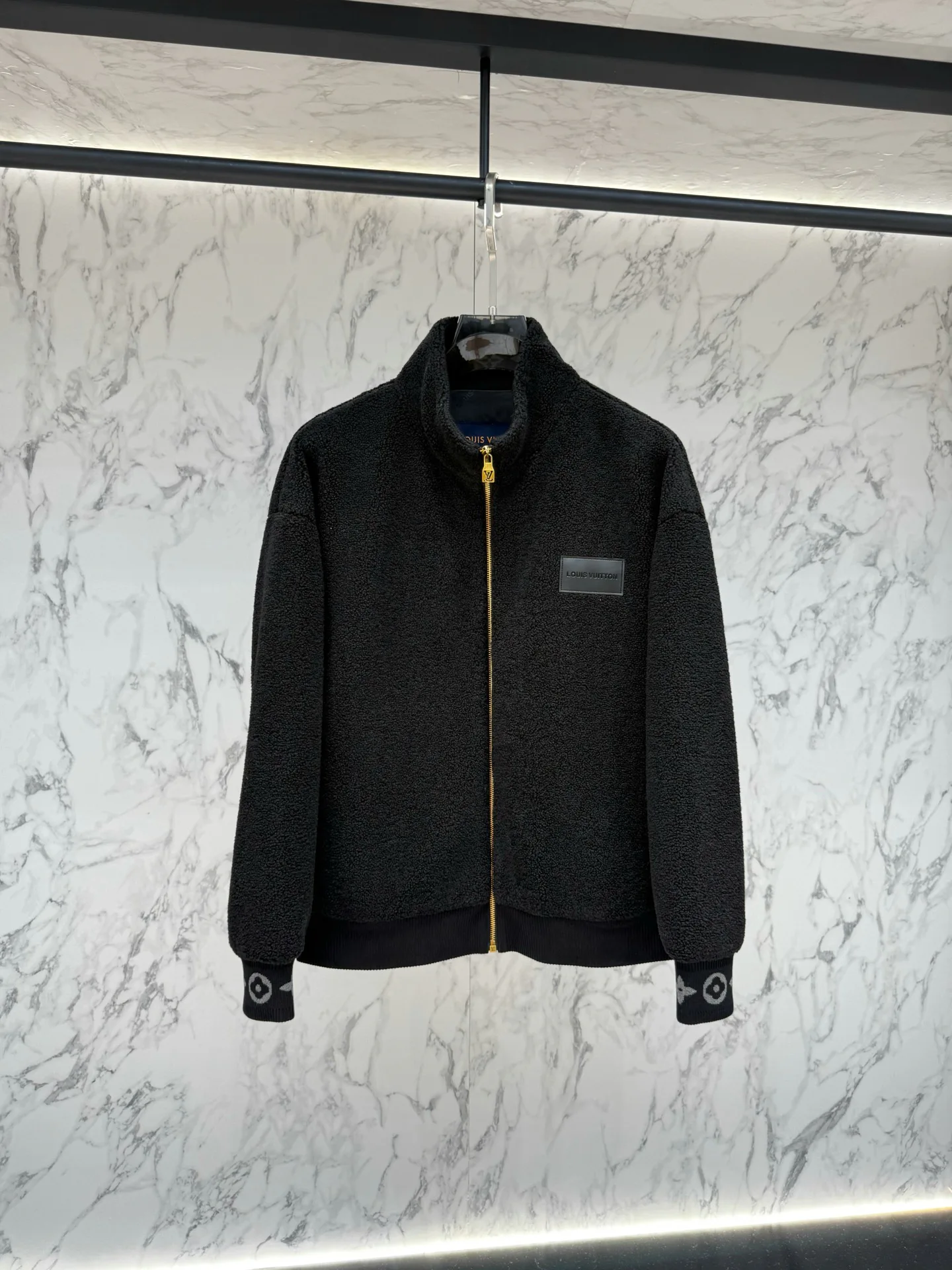 Men's Jackets And Down Jackets LOUIS VUITTON 18178429
