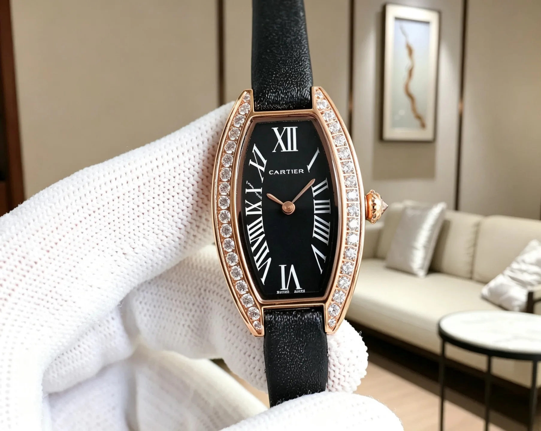 Women's Watches CARTIER 17608577