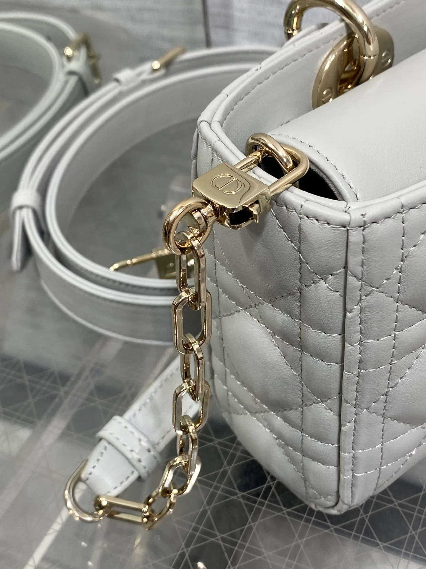 Women's Classic Handbags CHRISTIAN DIOR 17770419