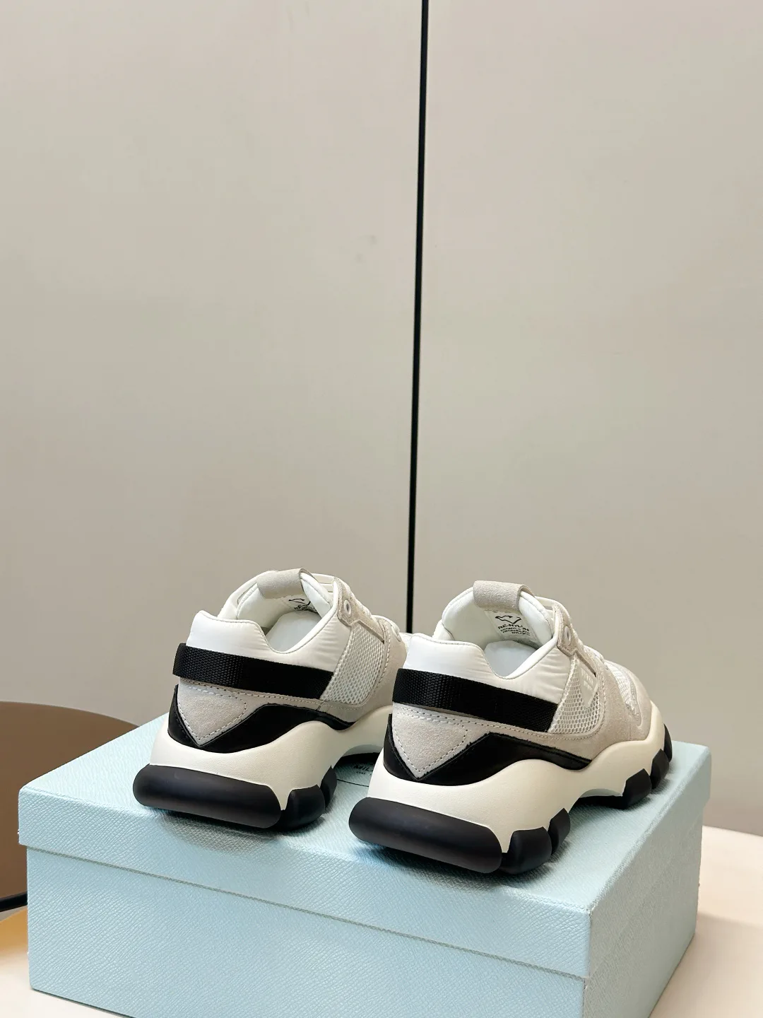 Women's Sneakers PRADA 17407337