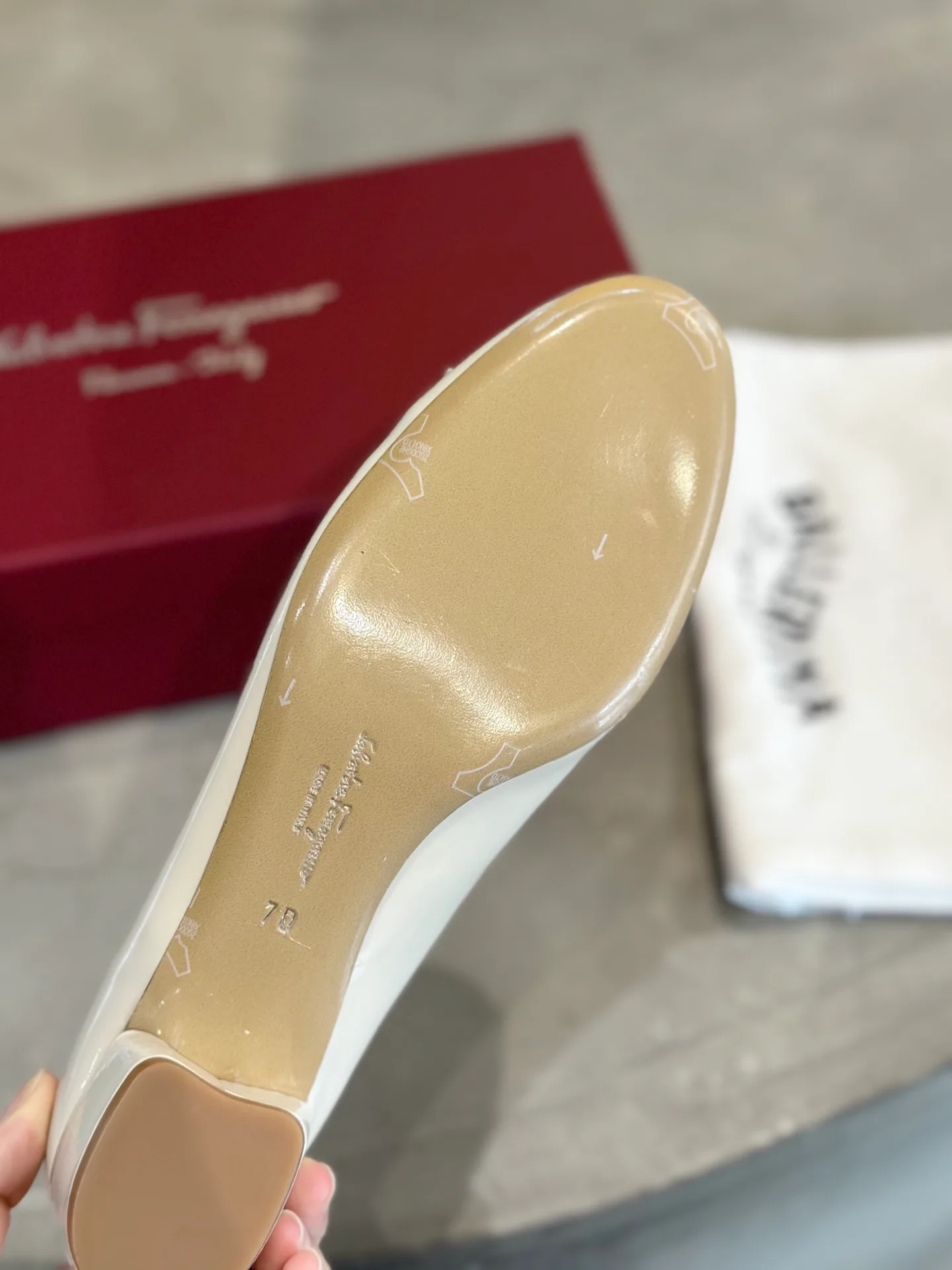 Women's Heels SALVATORE FERRAGAMO 18340703