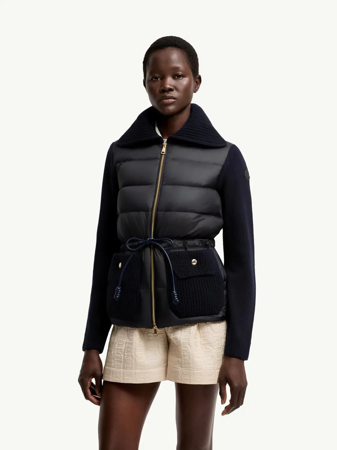 Women's Jackets And Down Jackets MONCLER 18248293