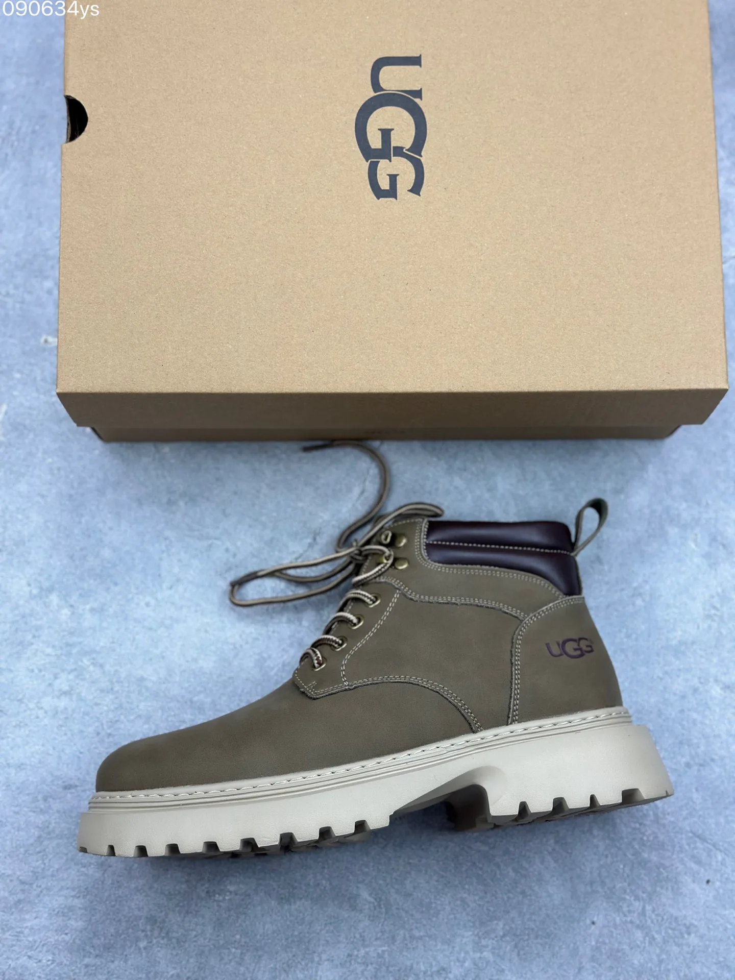 Men's Ankle Boots UGG 17954699