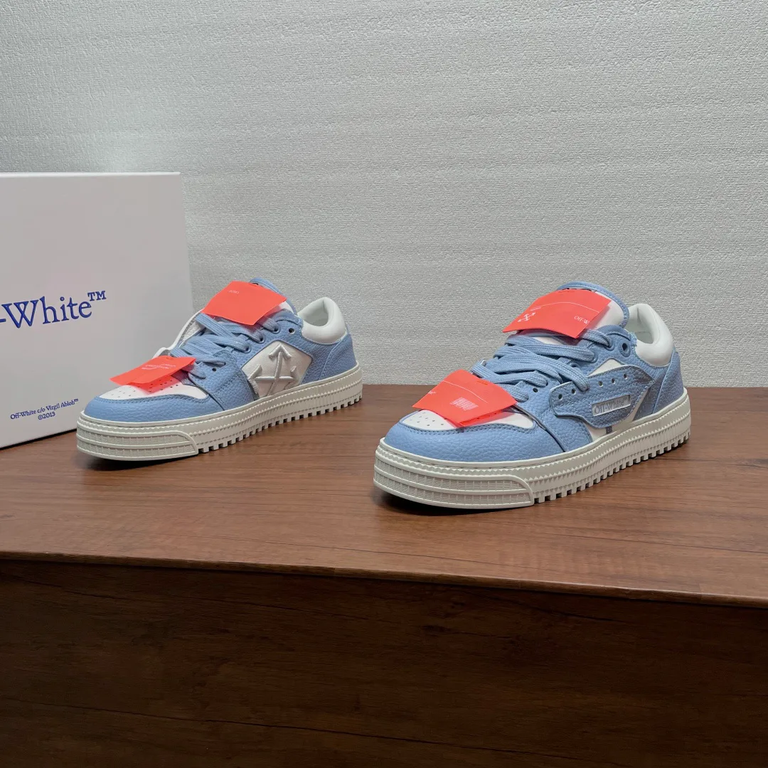 Women's Sneakers OFF-WHITE 18100781