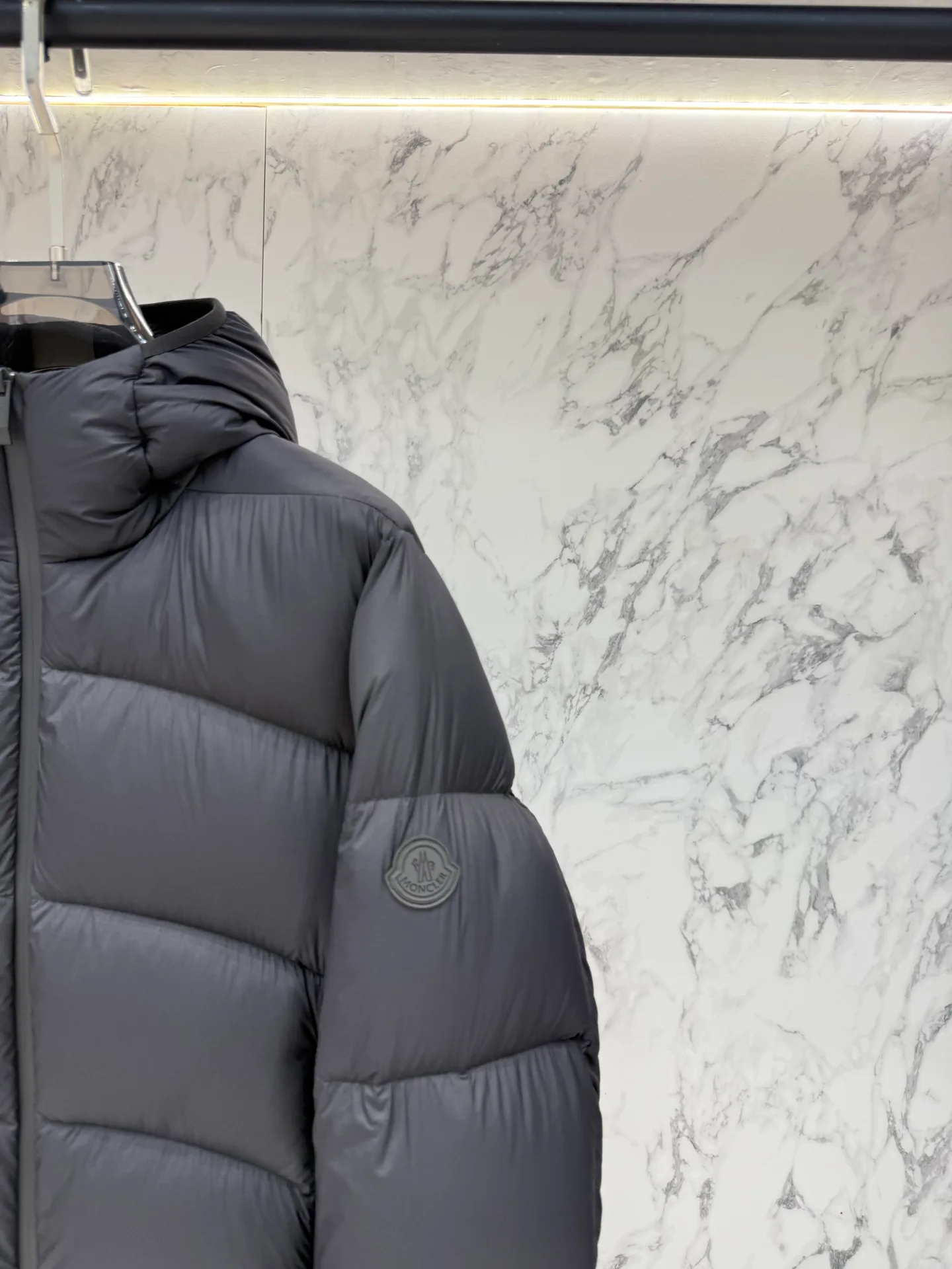Men's Jackets And Down Jackets MONCLER 18046101
