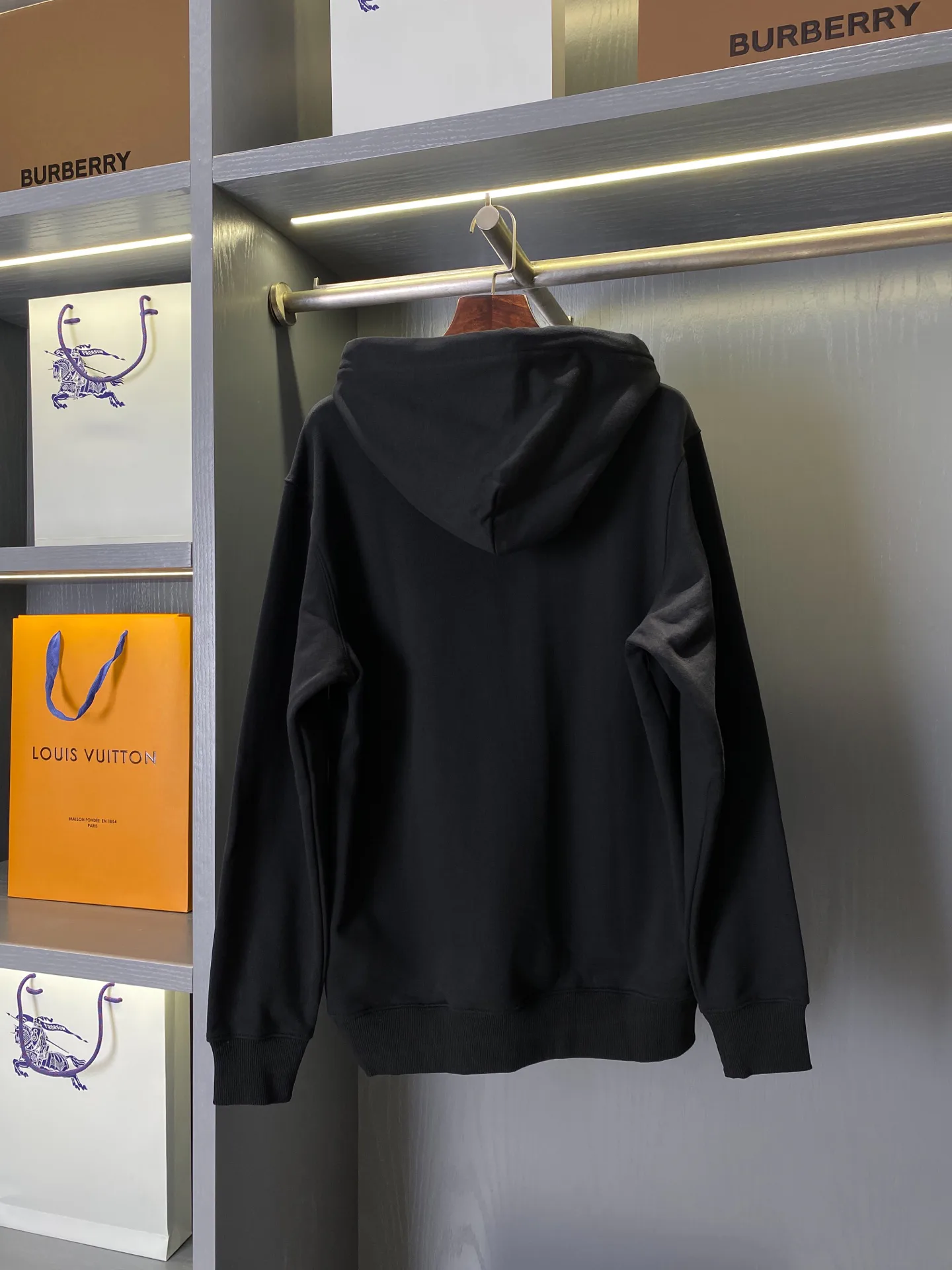 Women's Sweatshirts And Hoodies BURBERRY 18141424