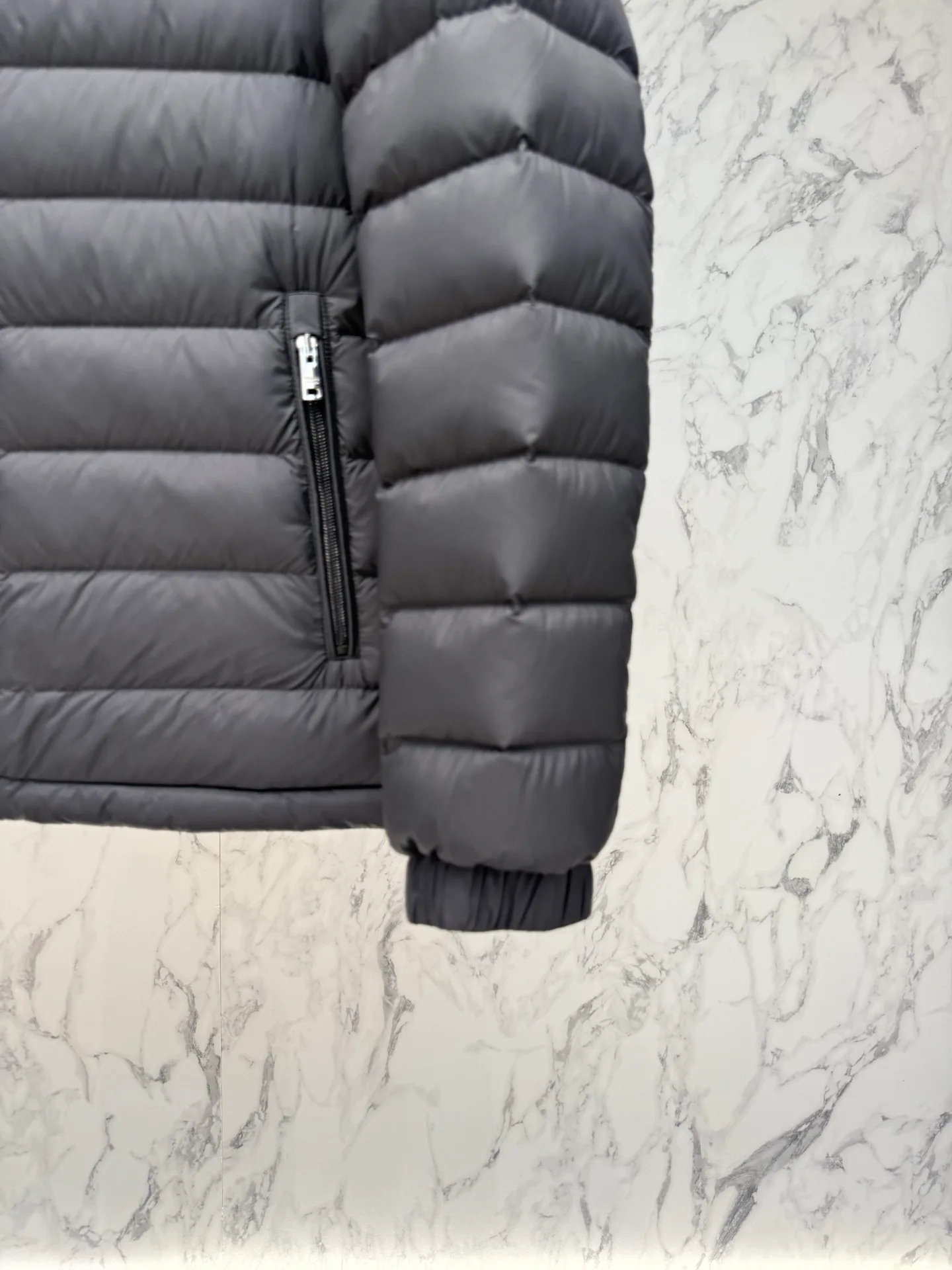 Men's Jackets And Down Jackets PRADA 18175004
