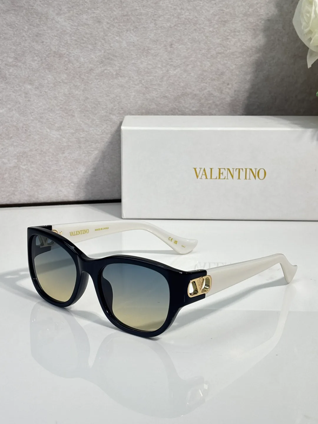Glasses VALENTINO 18059586