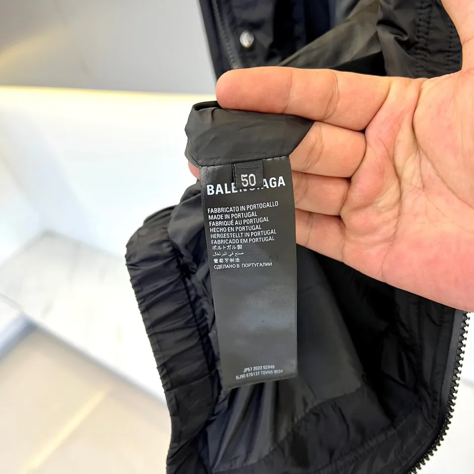 Men's Jackets And Down Jackets BALENCIAGA 18416817