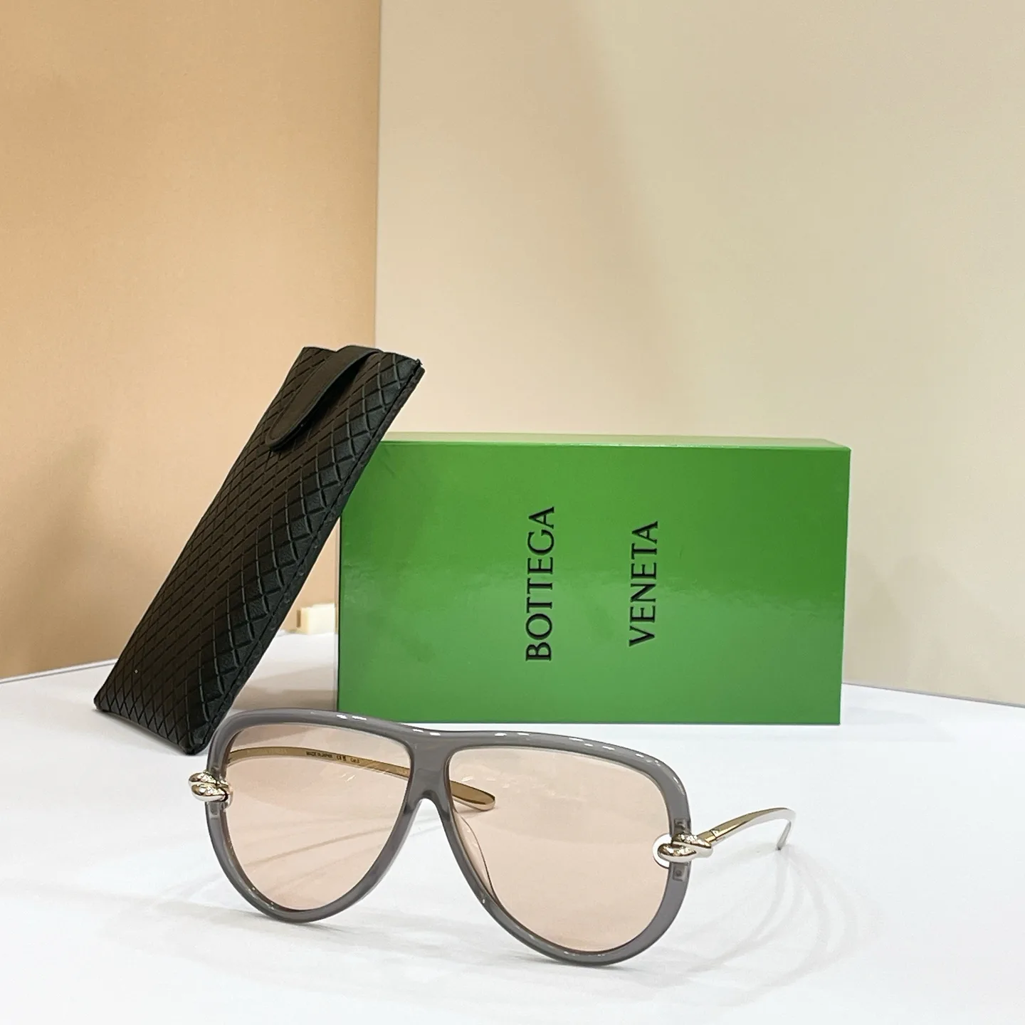 Glasses BOTTEGA VENETA 17495889