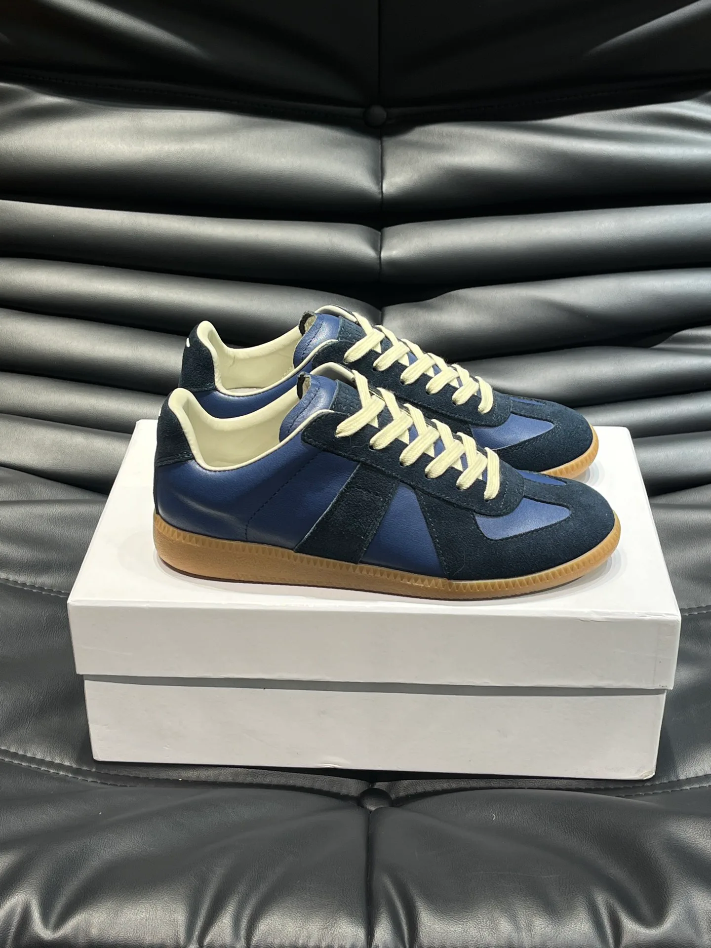Women's Sneakers MAISON MARGIELA 17896506