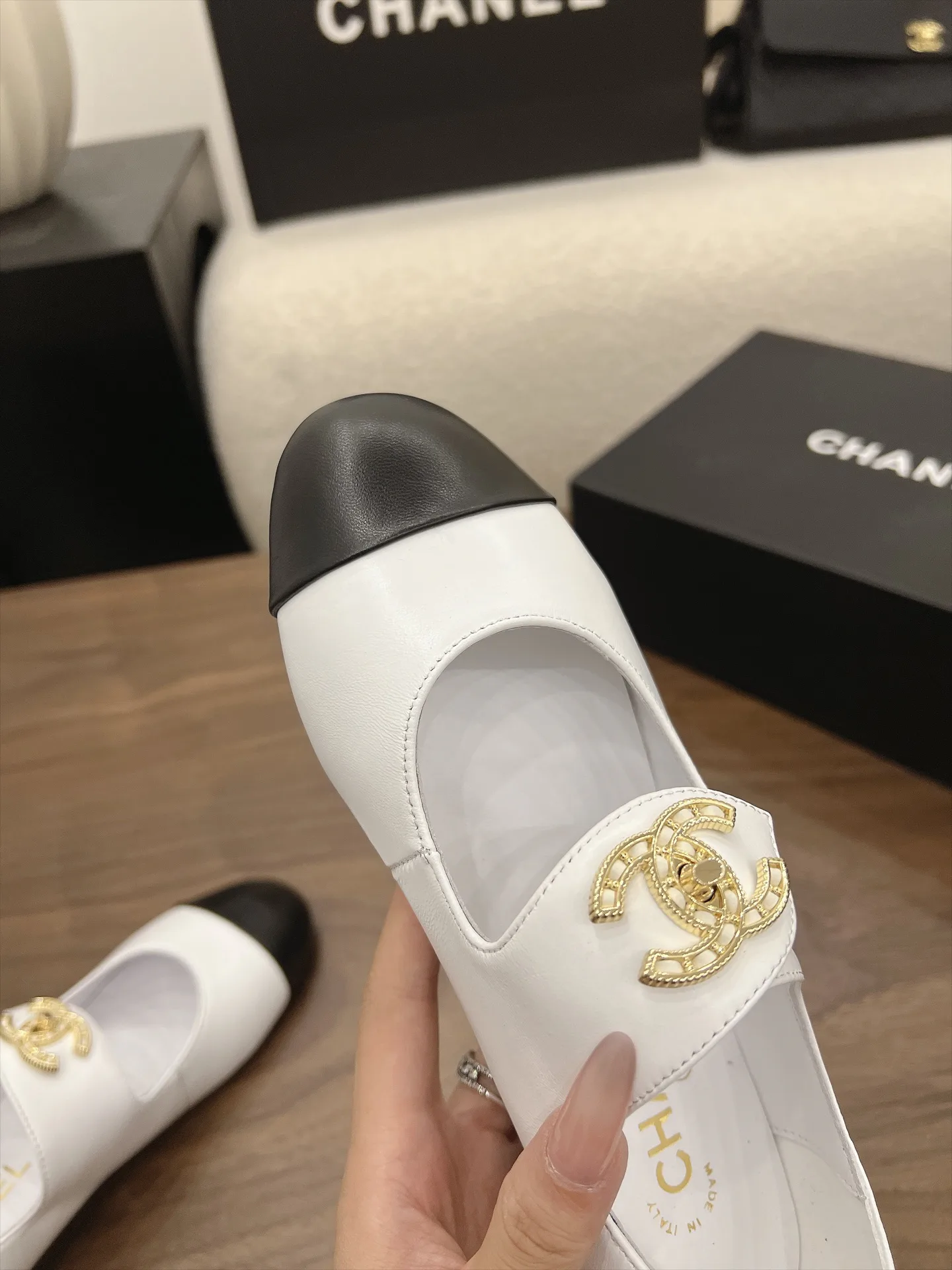 Women's Heels CHANEL 17981659