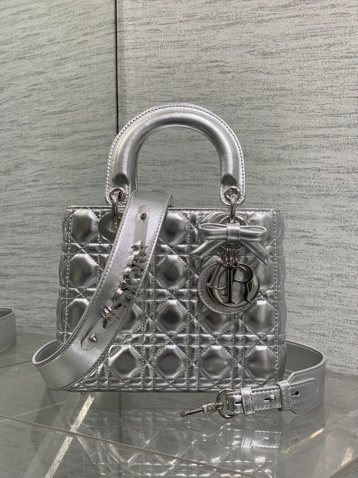 Women's Classic Handbags CHRISTIAN DIOR 17601499