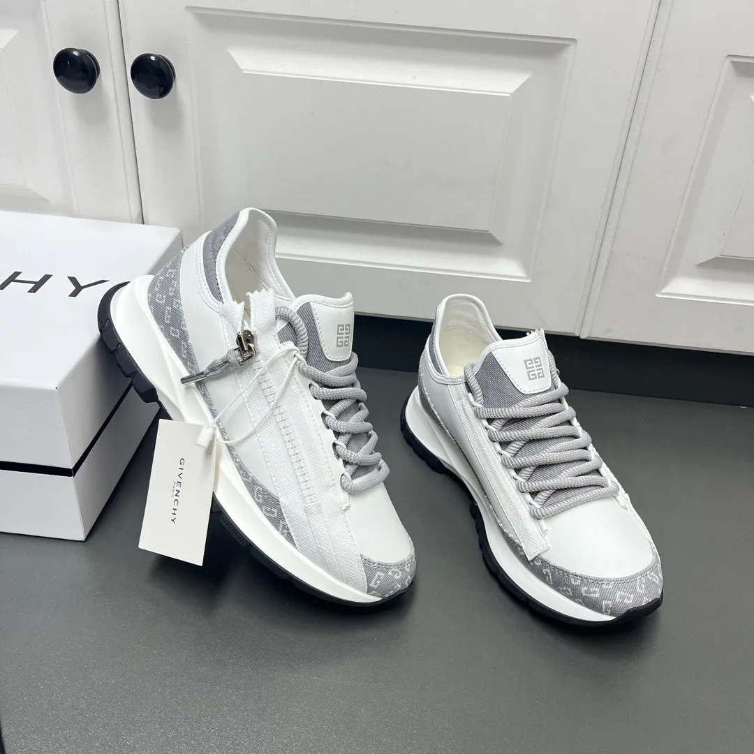 Men's Sneakers GIVENCHY 17636672