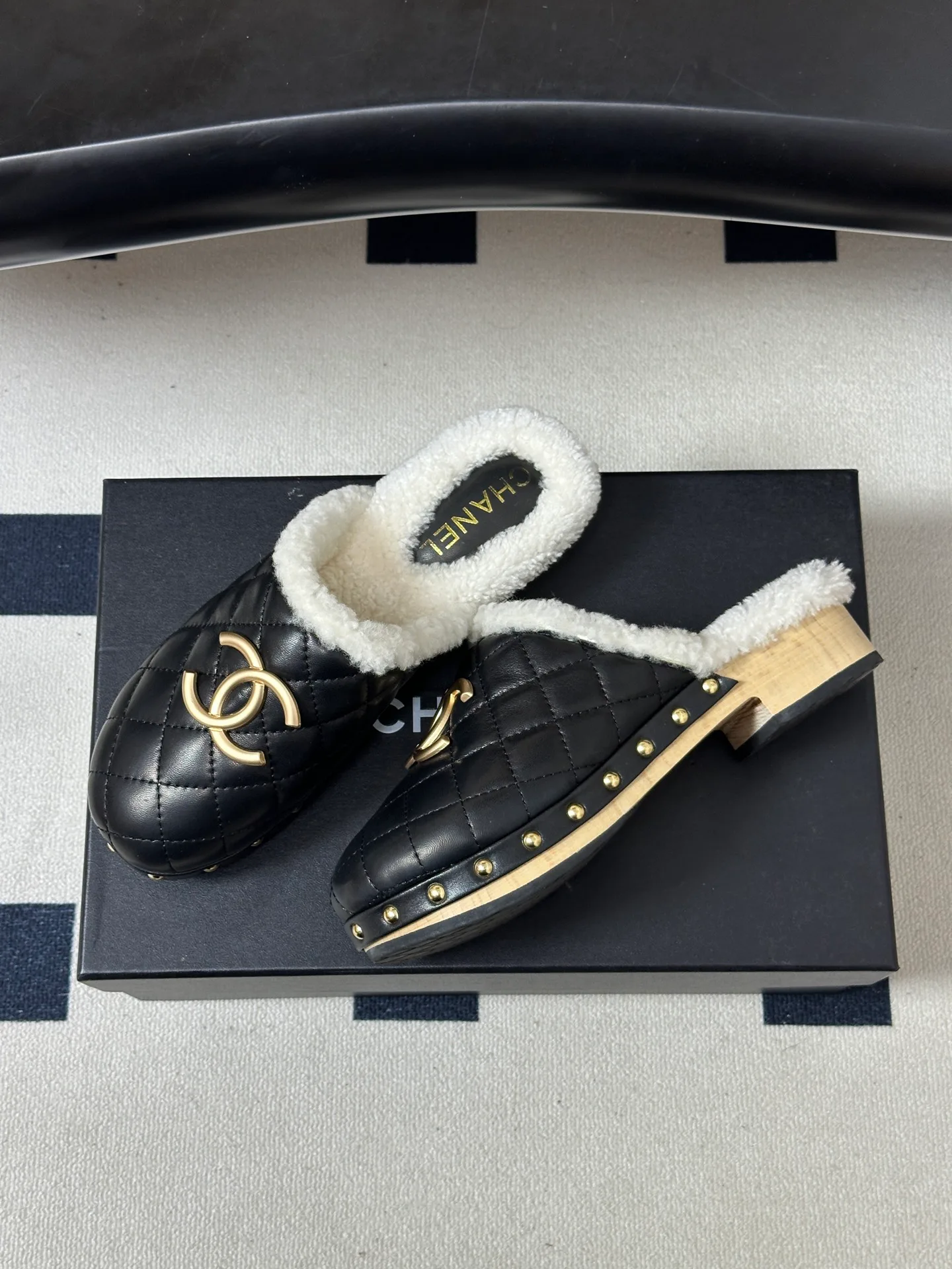 Women's Mules And Clogs CHANEL 18492602
