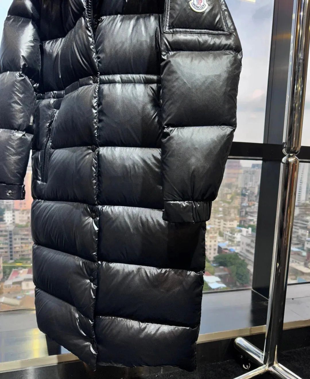 Women's Jackets And Down Jackets MONCLER 17964605