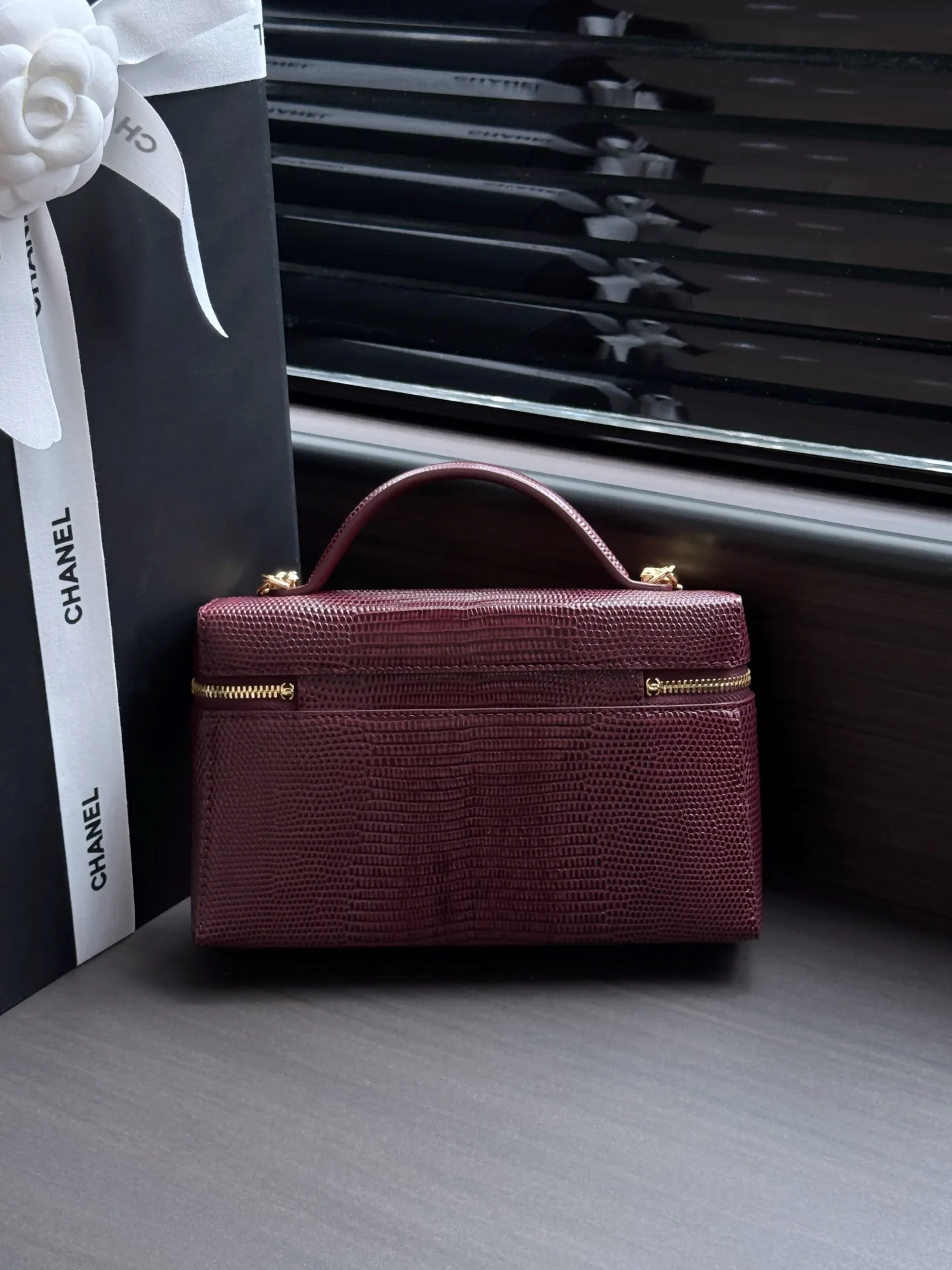 Women's Classic Handbags CHANEL 18147784