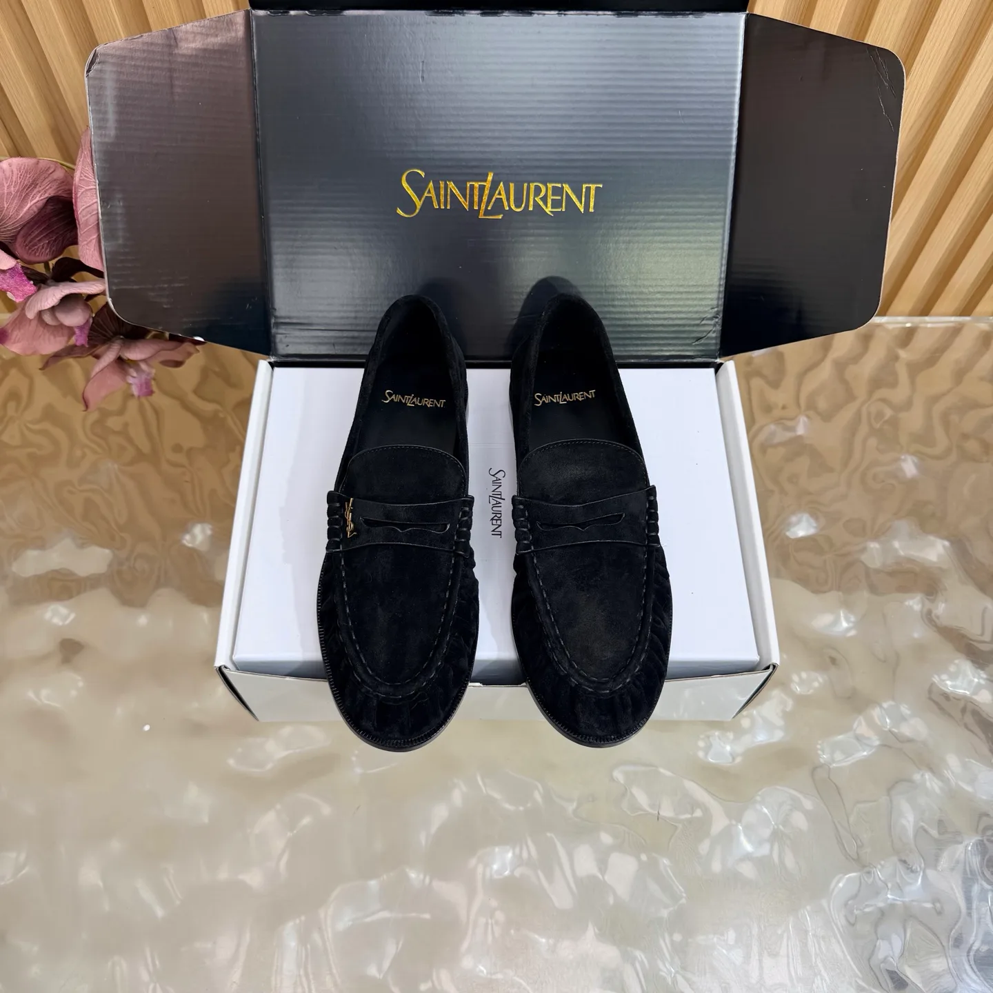 Women's Loafers And Moccasins SAINT LAURENT 17981707