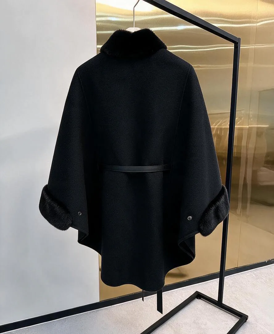 Women's Coats LORO PIANA 18478376