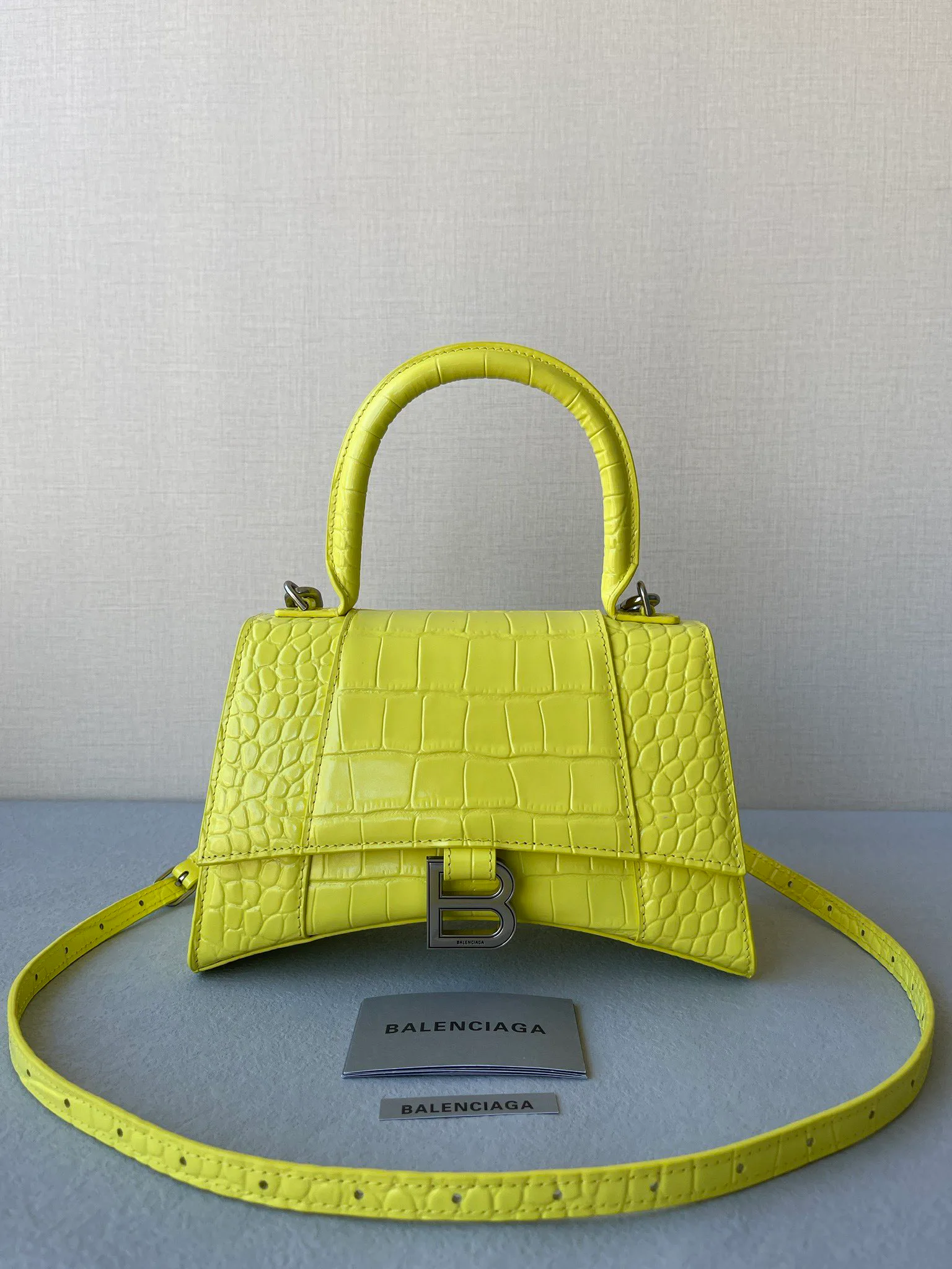 Классические Сумки Женские Balenciaga 18619532