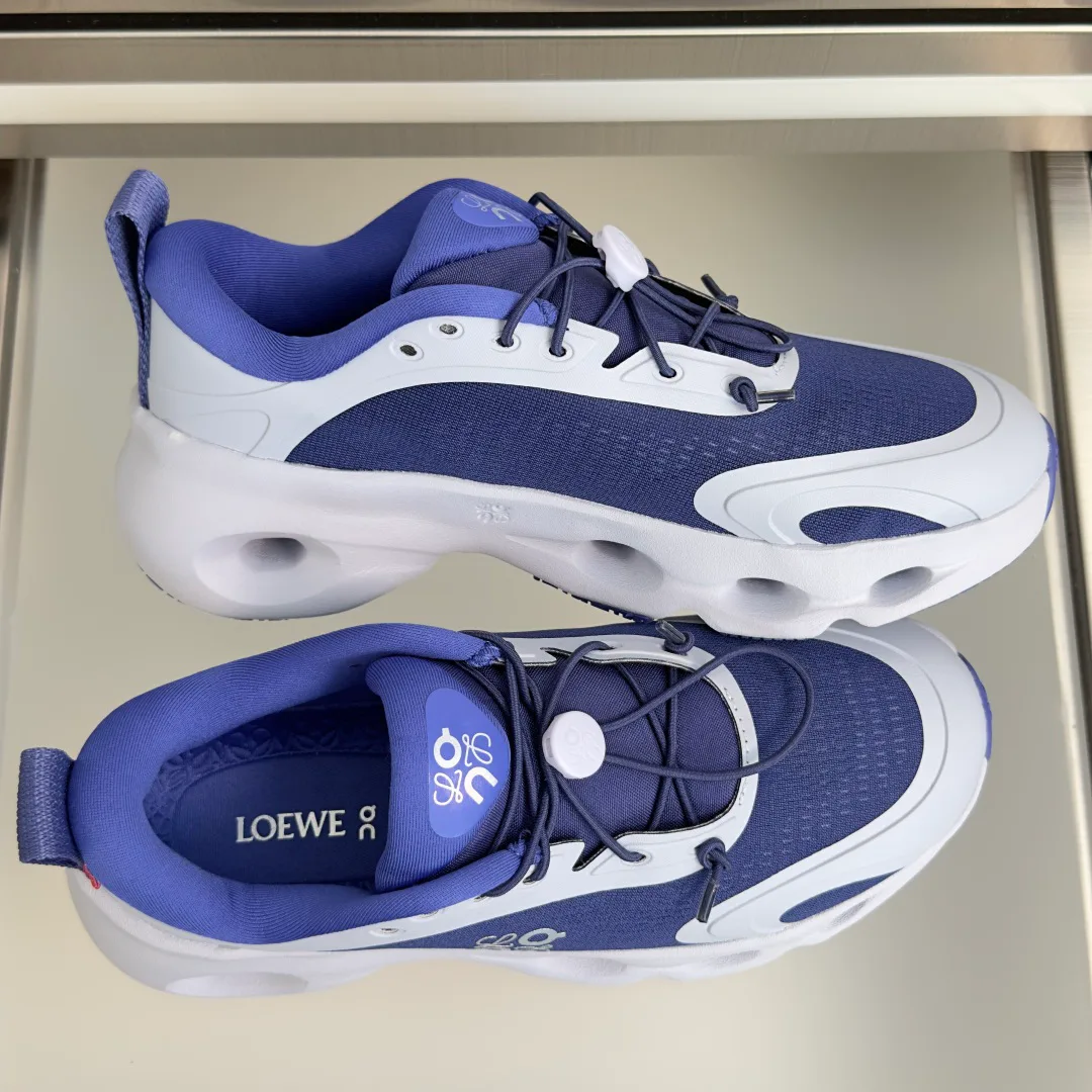 Women's Sneakers LOEWE 18339164