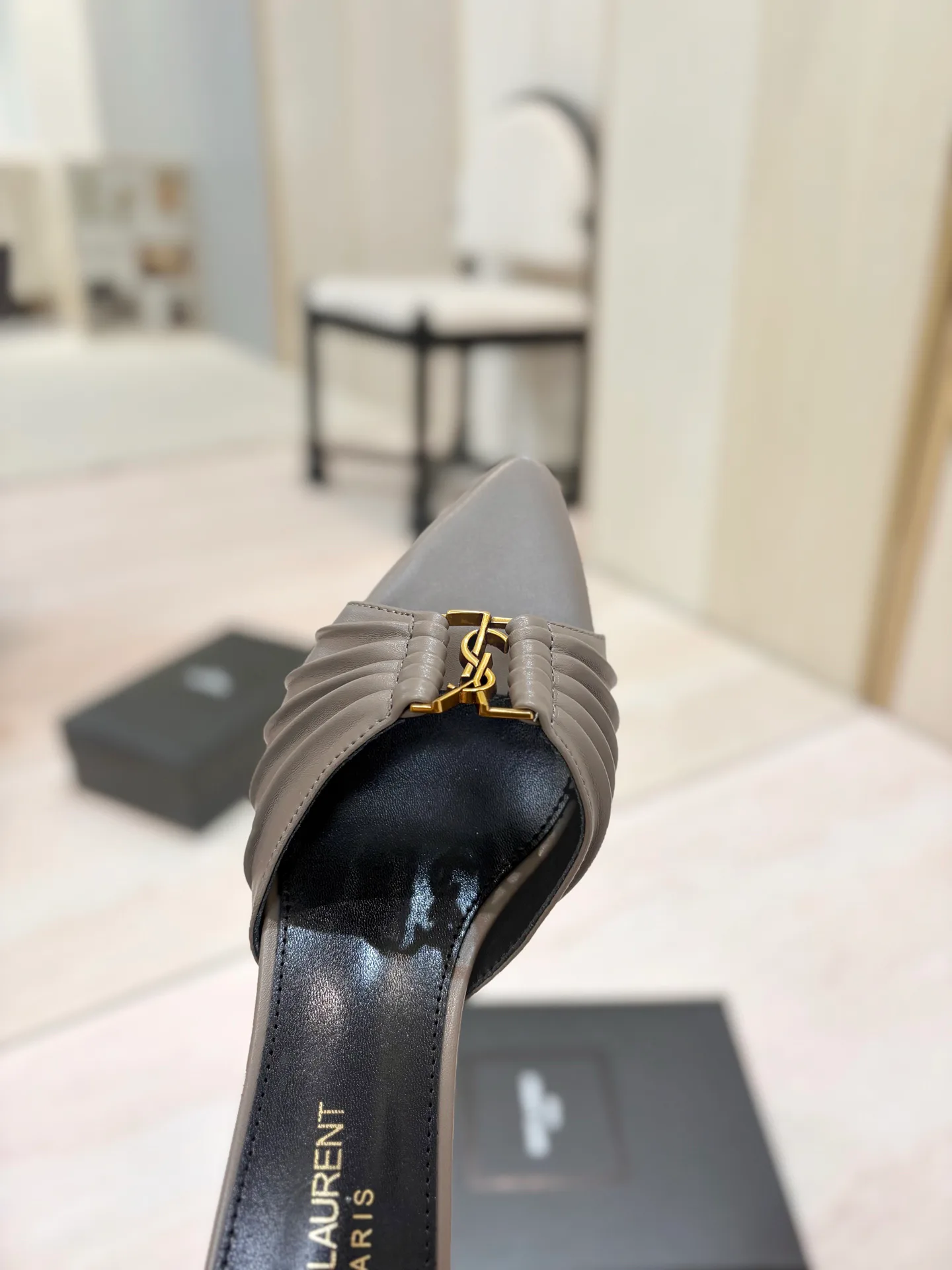 Women's Mules And Clogs SAINT LAURENT 17476036