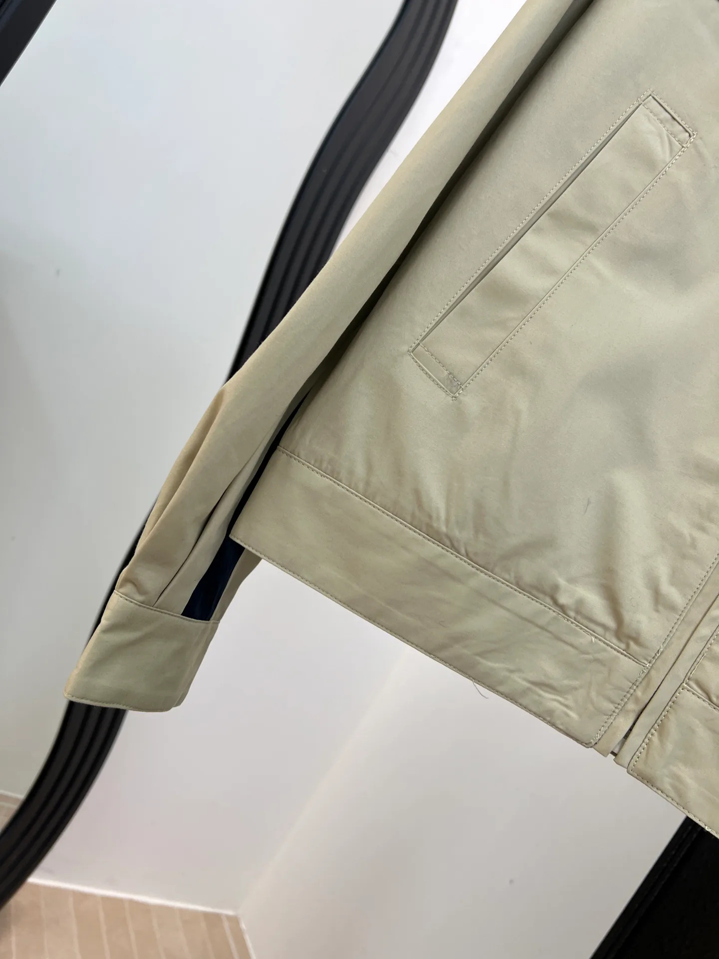 Women's Jackets And Down Jackets SAINT LAURENT 18149651