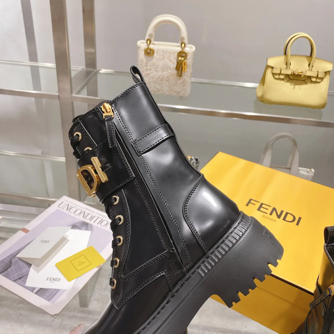 Women's Ankle Boots FENDI 18264033