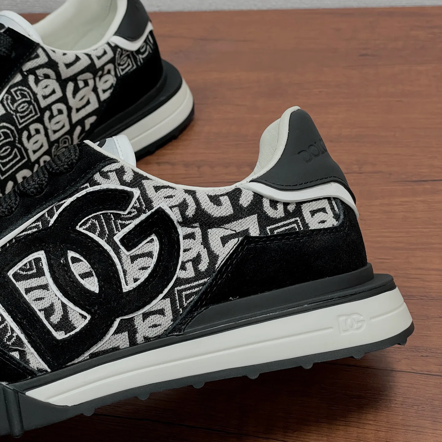 Men's Sneakers DOLCE & GABBANA 18100198