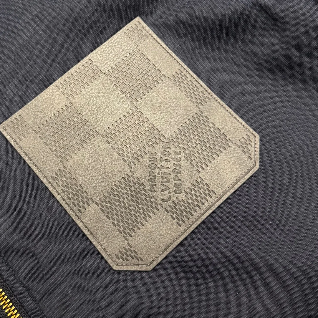 Men's Jackets And Down Jackets LOUIS VUITTON 18174122