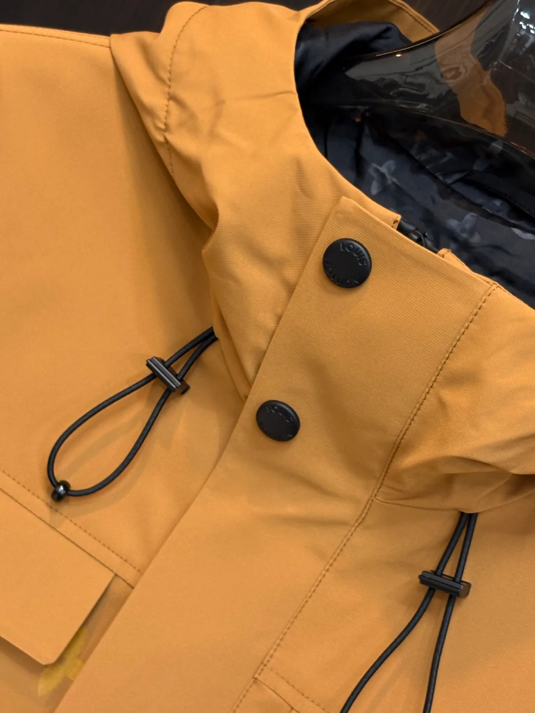 Women's Jackets And Down Jackets LOUIS VUITTON 18157373