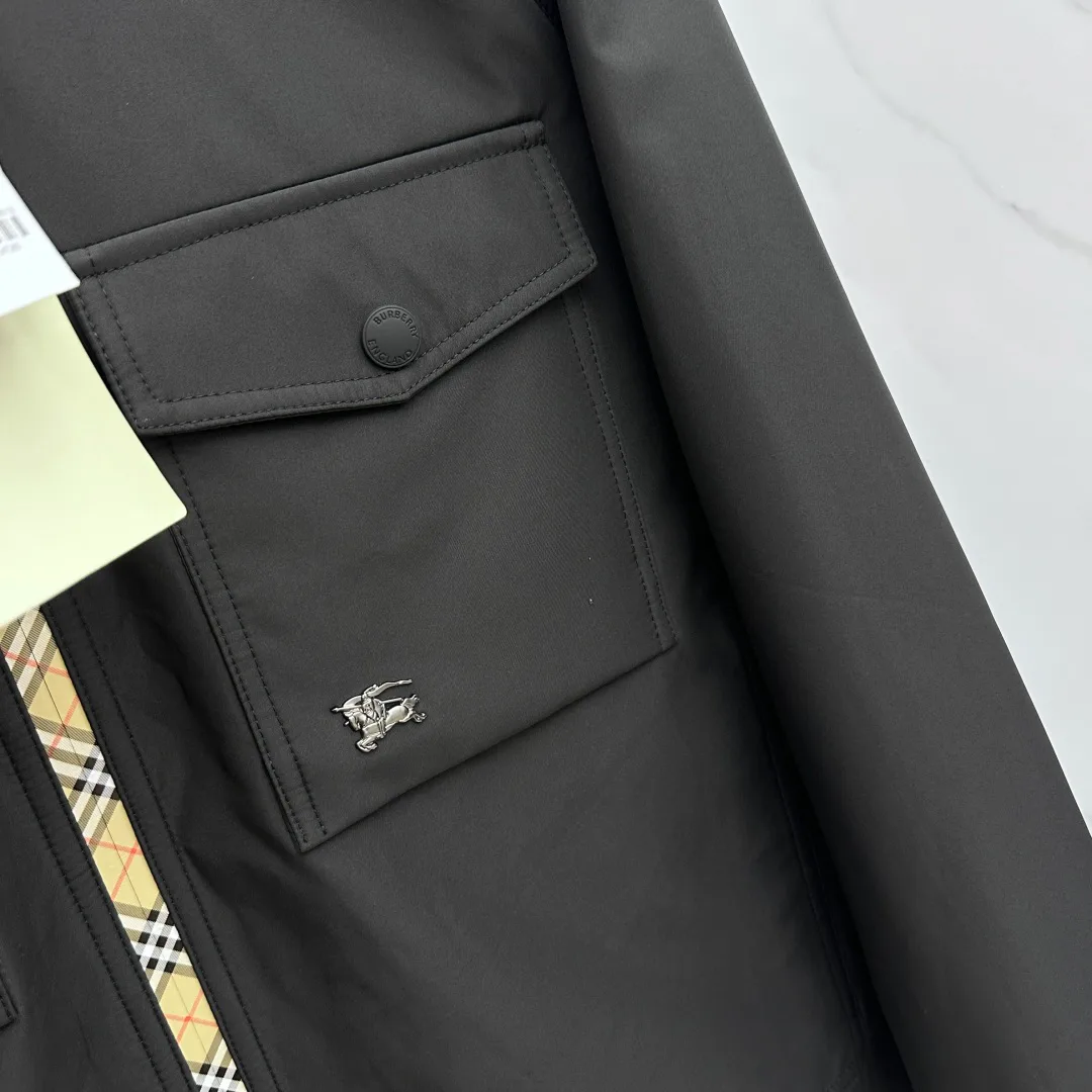 Men's Jackets And Down Jackets BURBERRY 17810343
