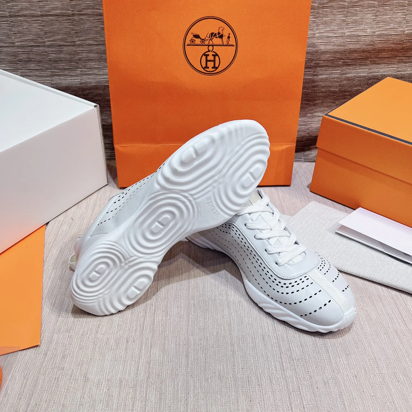 Men's Sneakers HERMES 17749560
