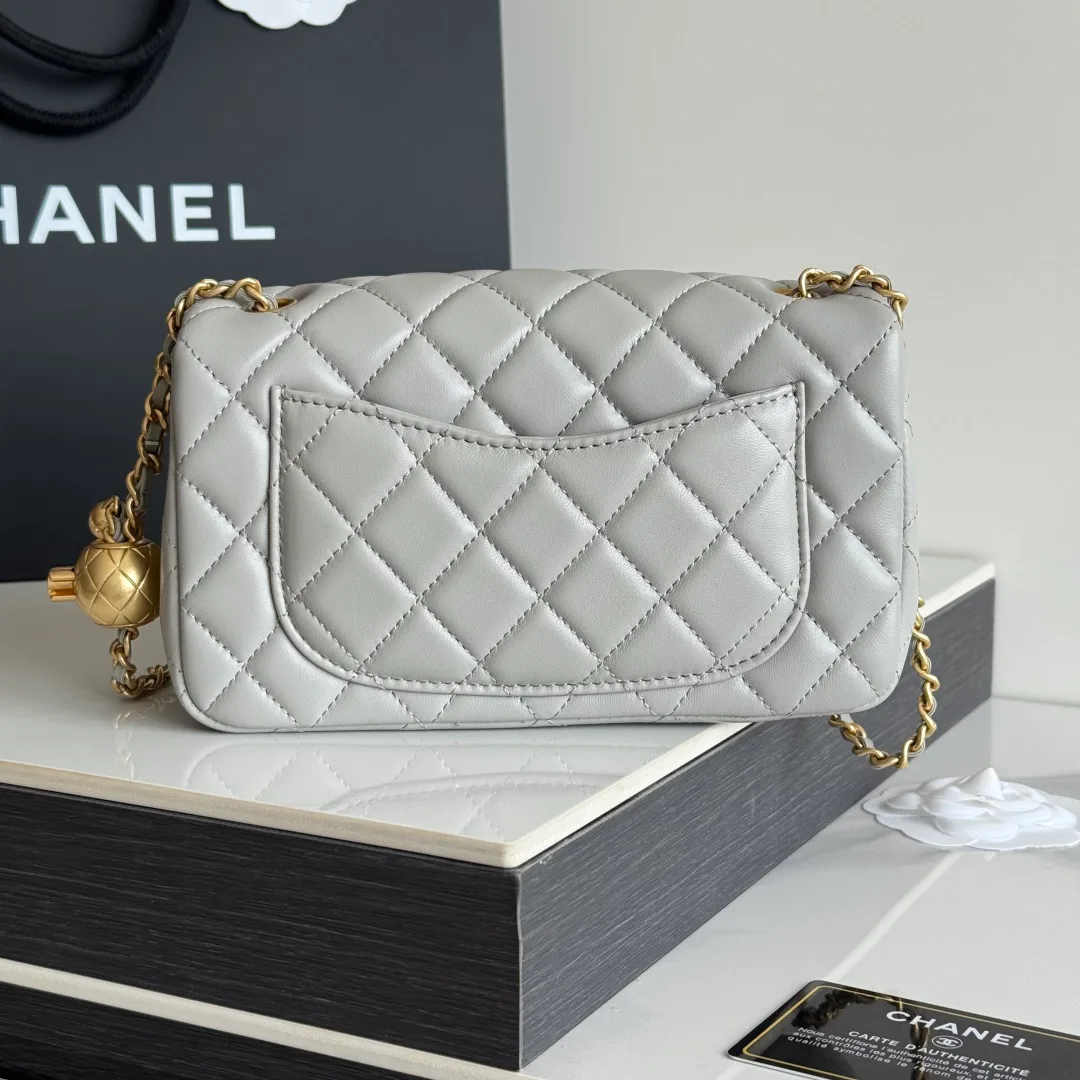 Women's Classic Handbags CHANEL 17827591