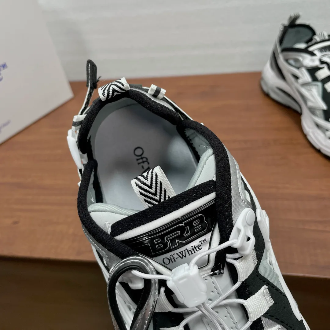 Women's Sneakers OFF-WHITE 16873314