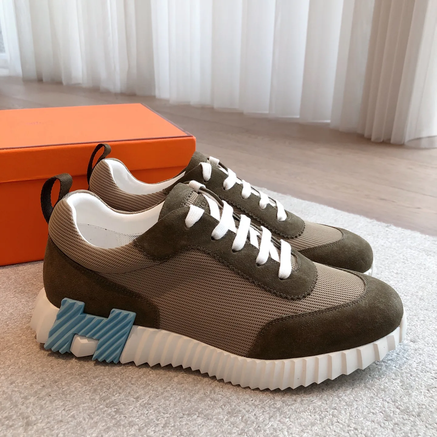 Women's Sneakers HERMES 17763696