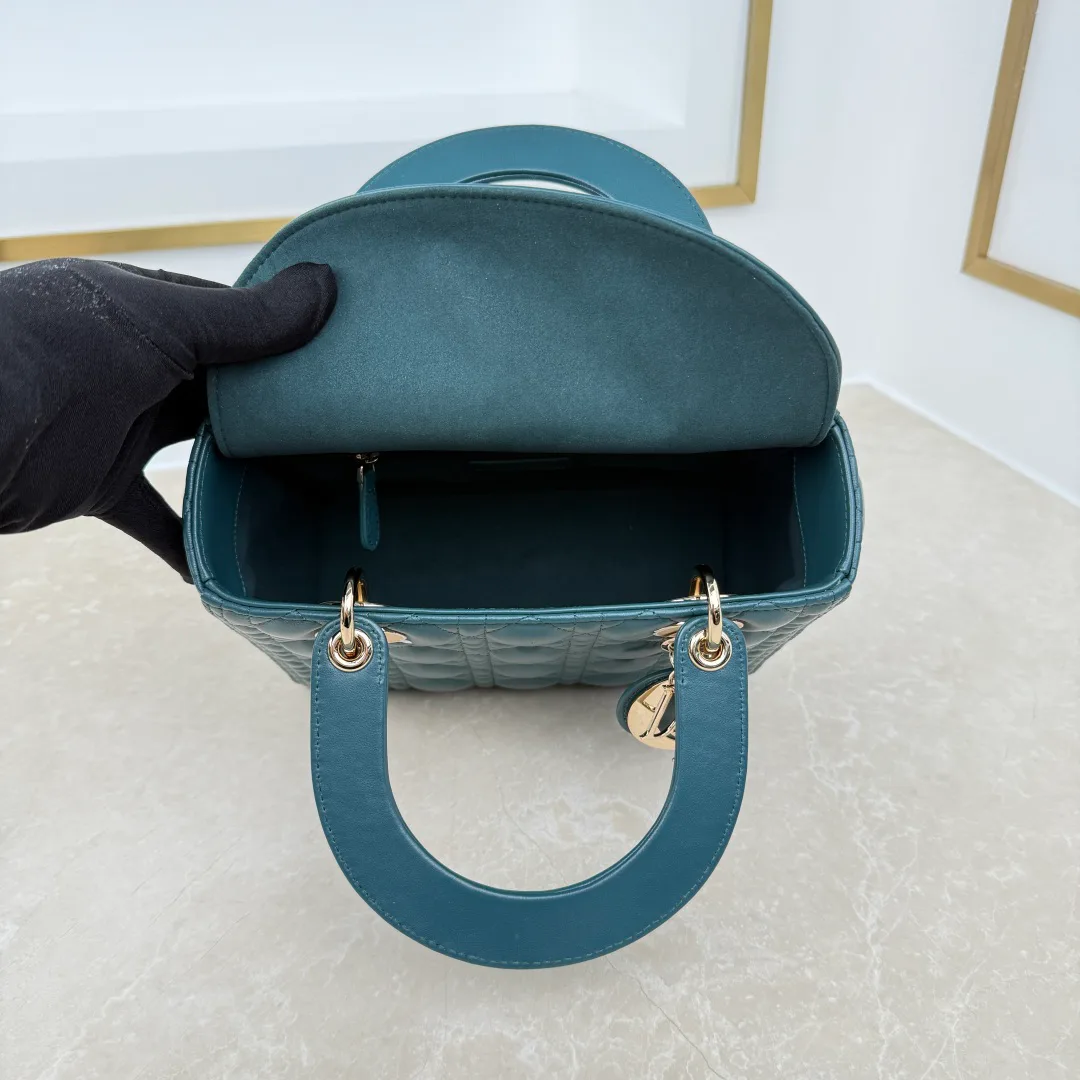 Women's Classic Handbags CHRISTIAN DIOR 18393070